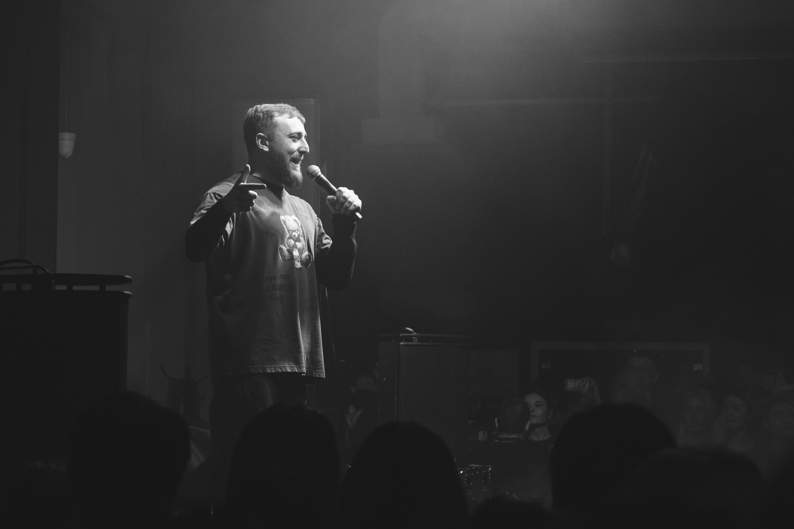 Султан Лагучев КРАСНОЯРСК. Фотограф Красноярск съемки лавстори, фотосессия в студии, портретная съемка, творческие фотосессии