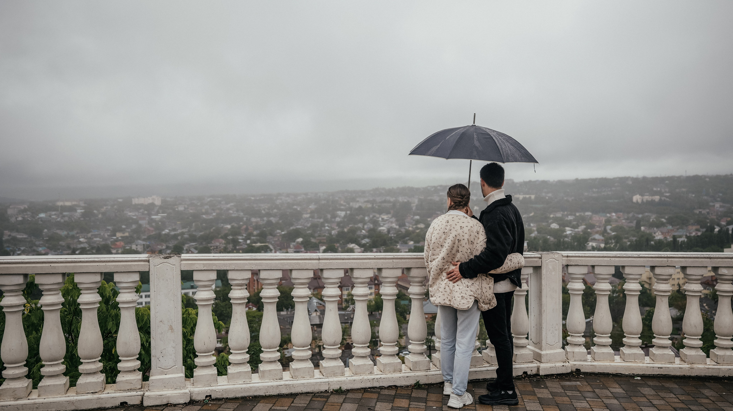 Прогулка под дождем. Курортный фотограф и видеограф на Кавказе Ксения Перегрин