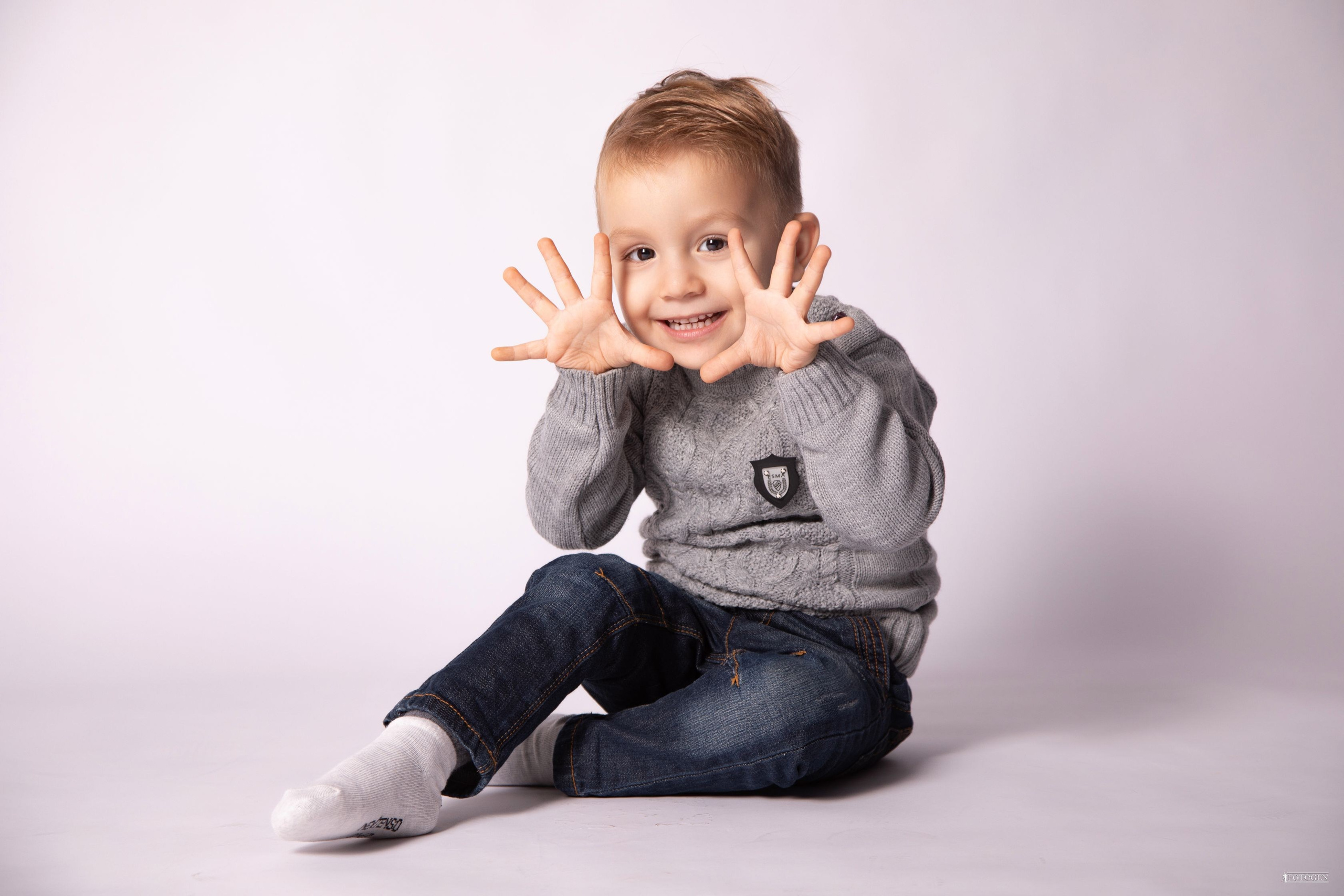 Фотосессия Мальчиков до 6 лет в Студии — Fotogen. Интерьерная фотостудия FOTOGEN г. Краснодар