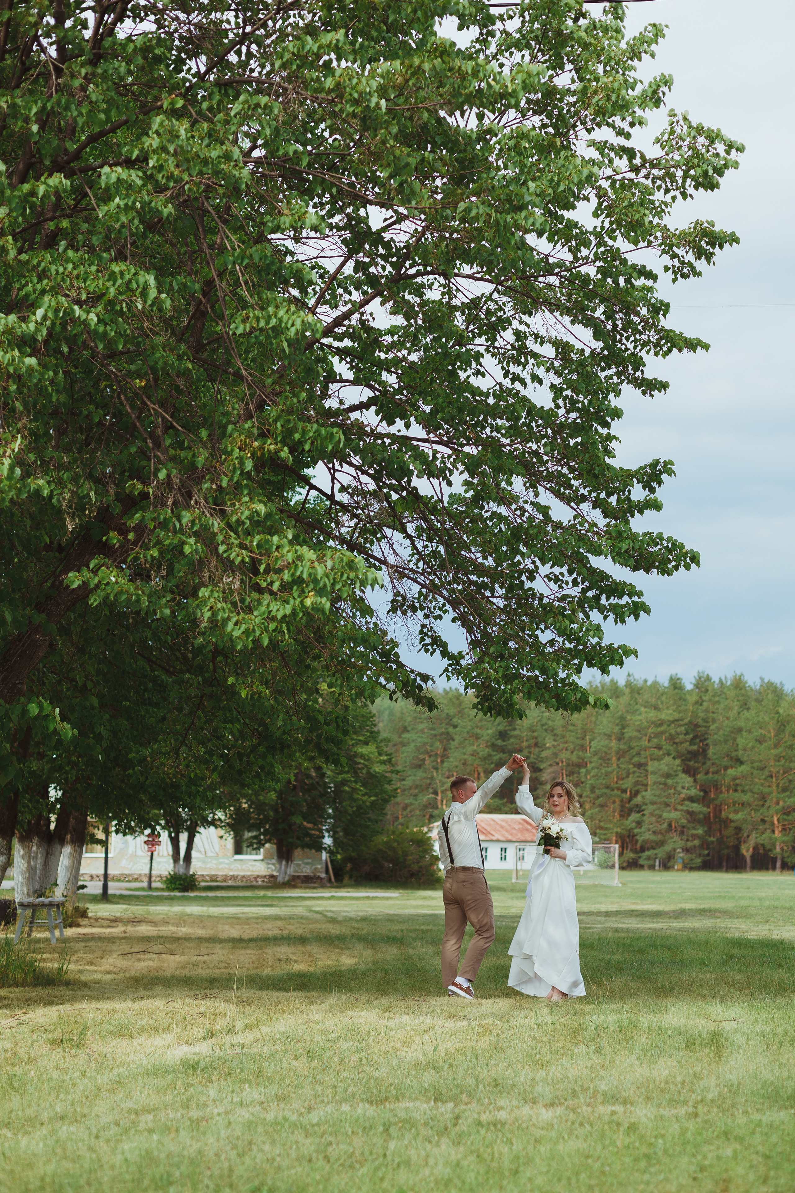 Свадебная прогулка Артем и Елизавета. Семейный и детский фотограф в Сухом Логу Ольга Кайгородова