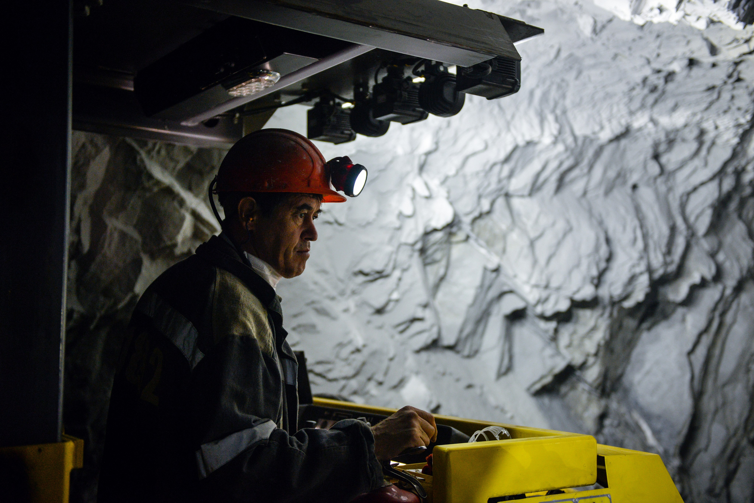Промышленная съемка. Профессиональный фотограф в Алматы Влад Семёнов