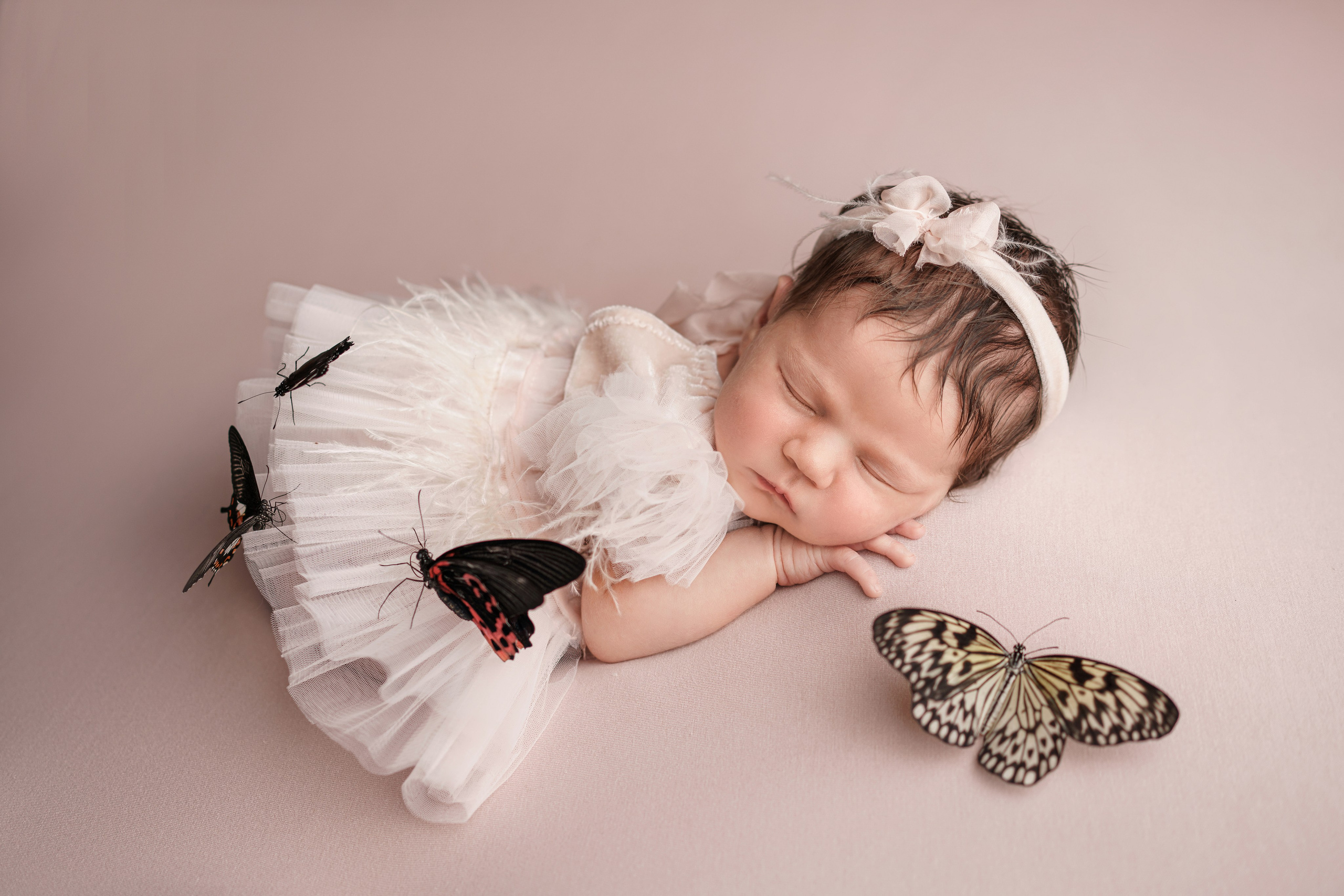 Фотосессия новорожденных | Галерея трогательных кадров малышей в стиле newborn. Фотосессия новорожденных в Москве и Московской области | Профессиональный фотограф newborn — Татьяна Иванова