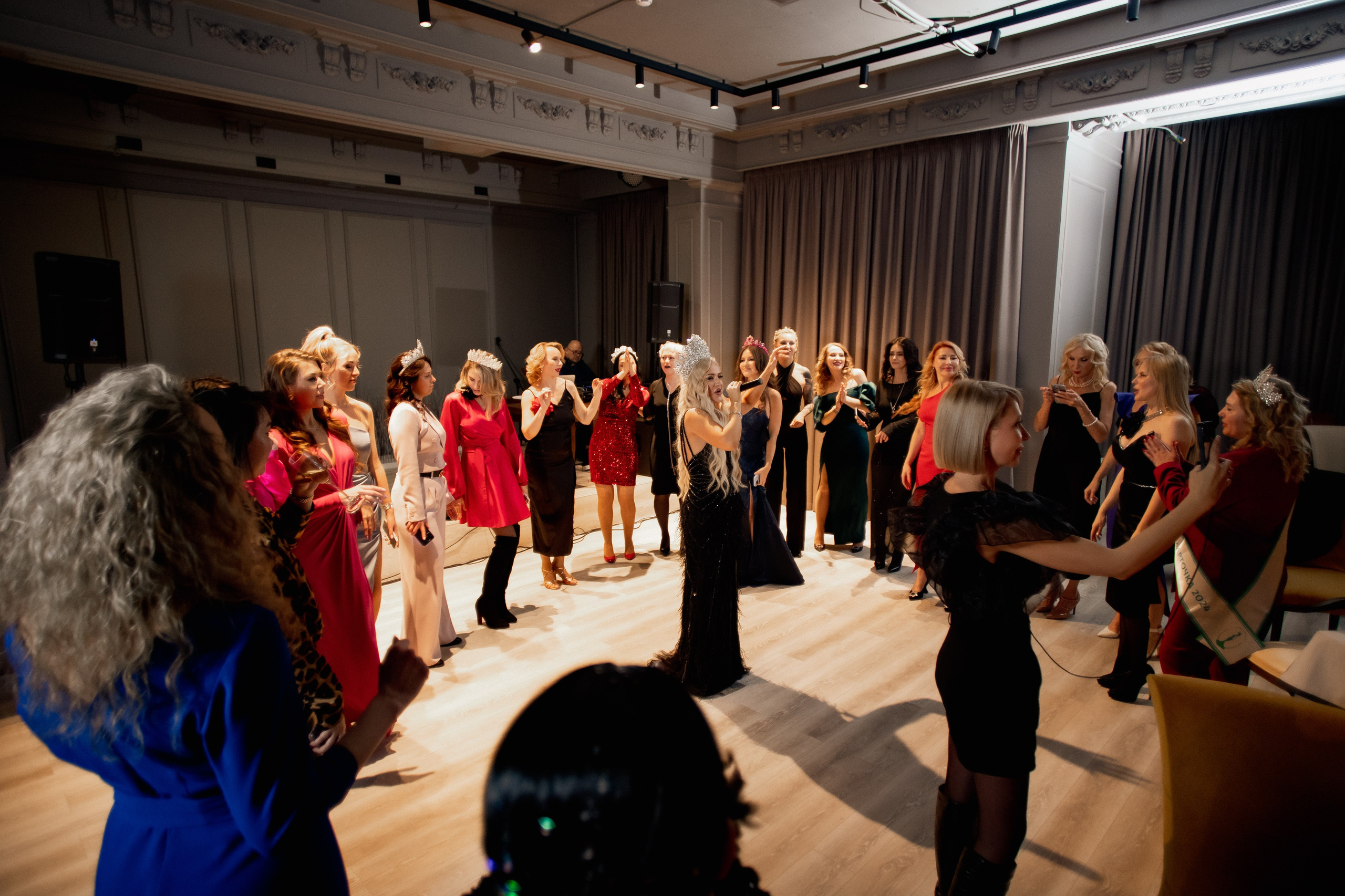 КОРОЛЕВА ДАЛЬНЕГО ВОСТОКА 2024 [ОТКРЫТИЕ КОНКУРСА]. СВОИ. ФОТООТЧЕТЫ-СОБЫТИЯ-МЕСТА