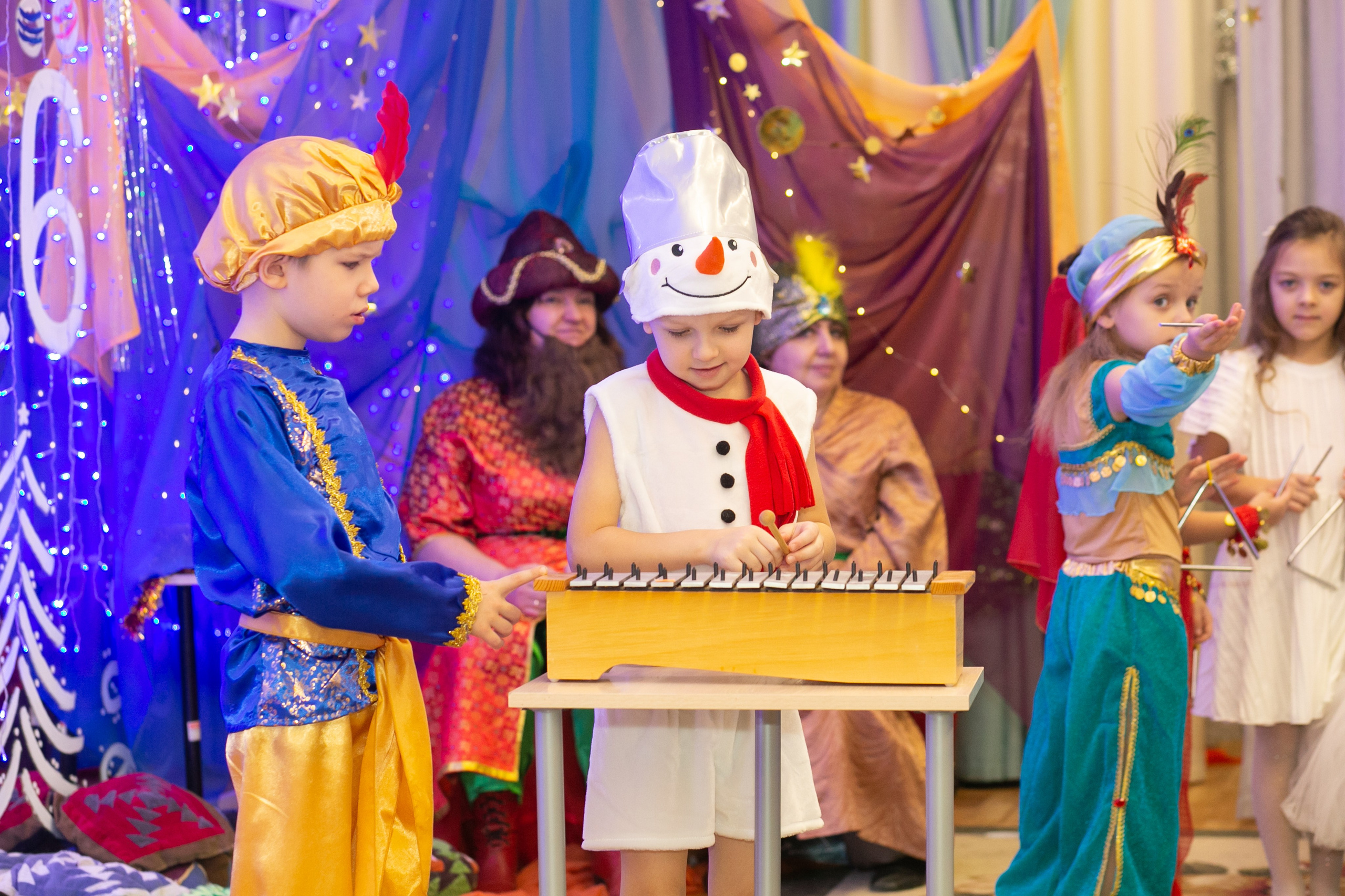 Выпускные и Утренники. Фотограф новорожденных и семейный фотограф НСО г. Бердск Марина Львова