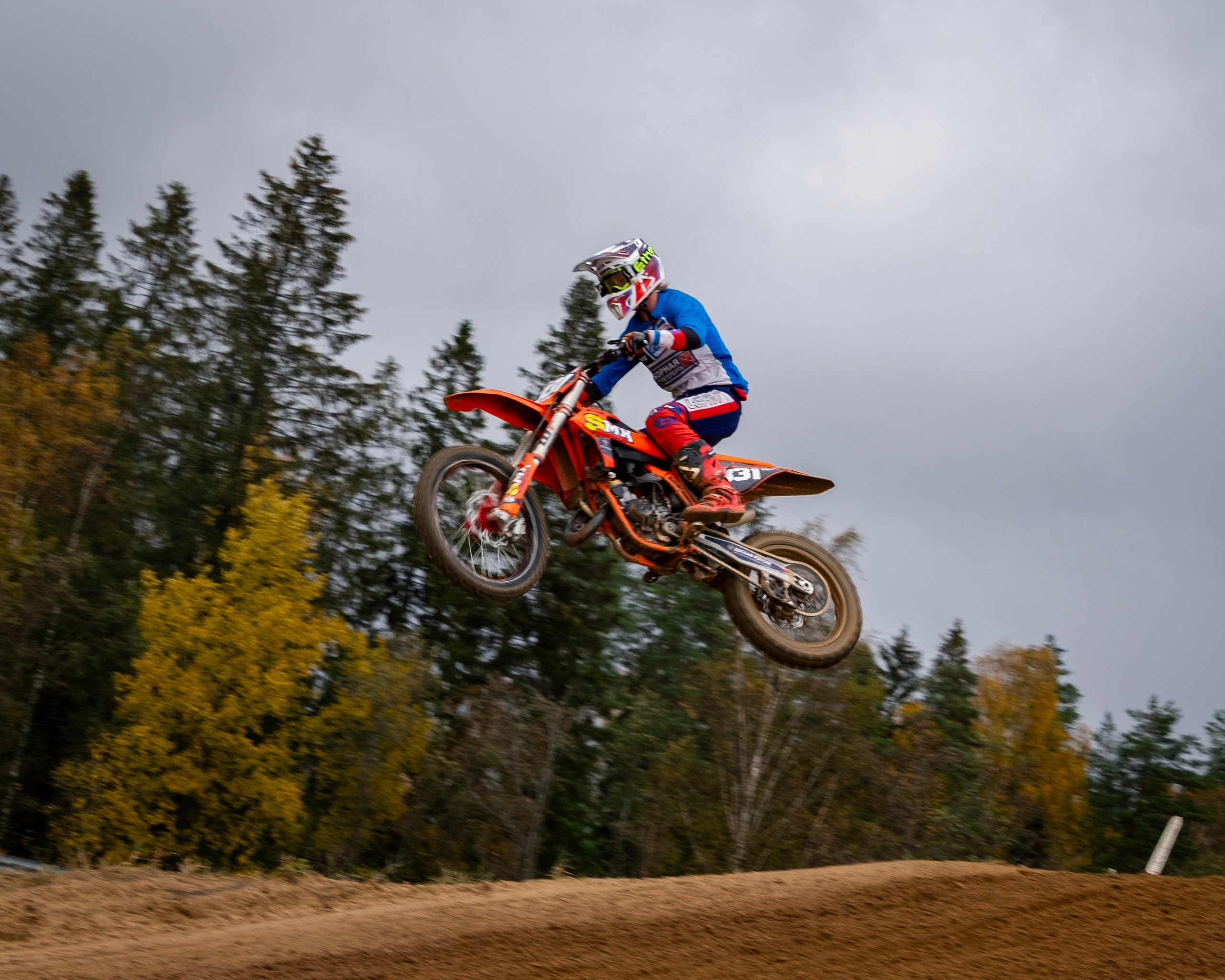 Мотокросс (Игора Драйв). Автомобильные фотографии и рисунки в Санкт-Петербурги Пашков Дмитрий