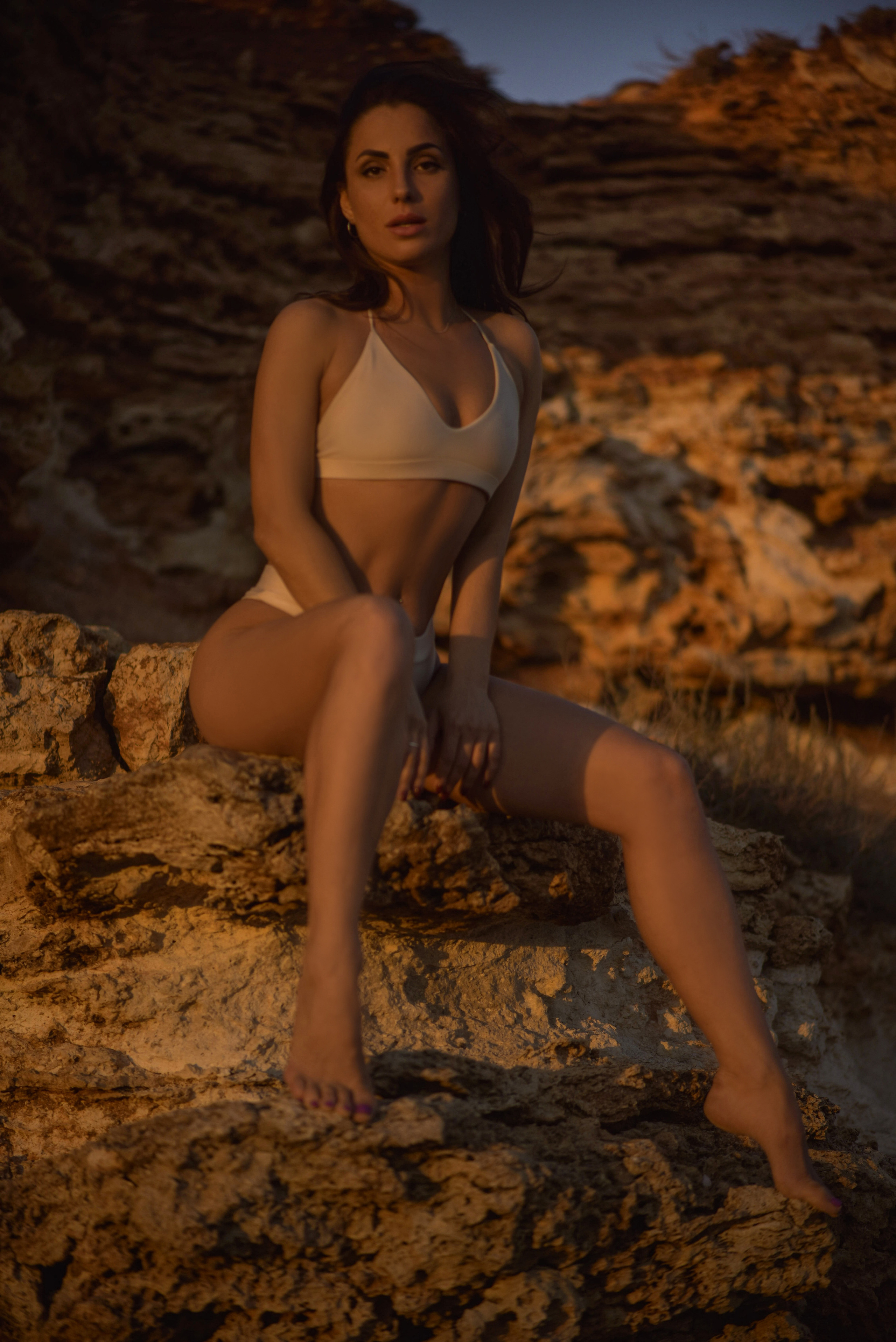 Пляжная фотосессия Дарьи на побережье Черного моря