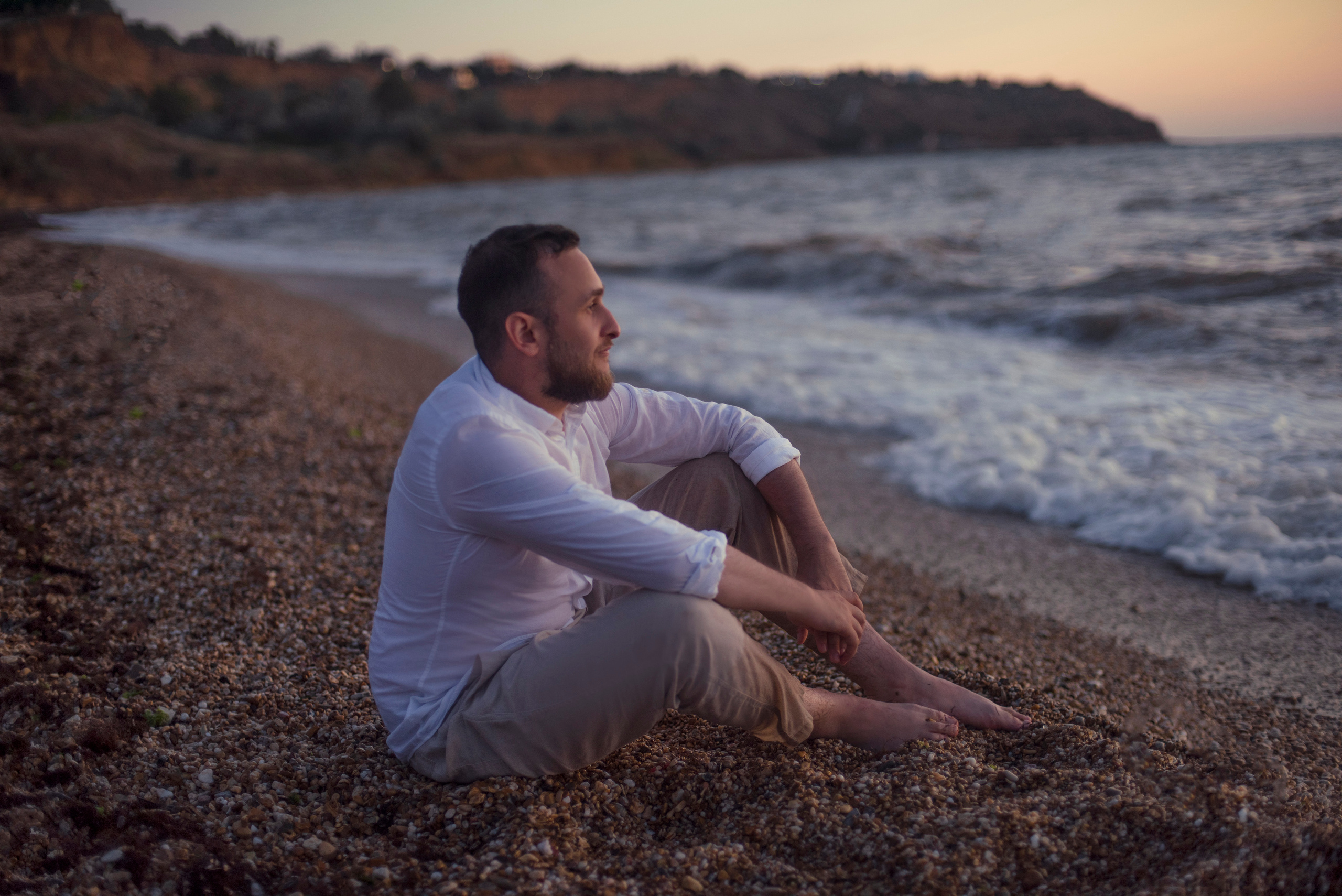 Семейная фотосьемка в стиле "конная прогулка" на фоне моря