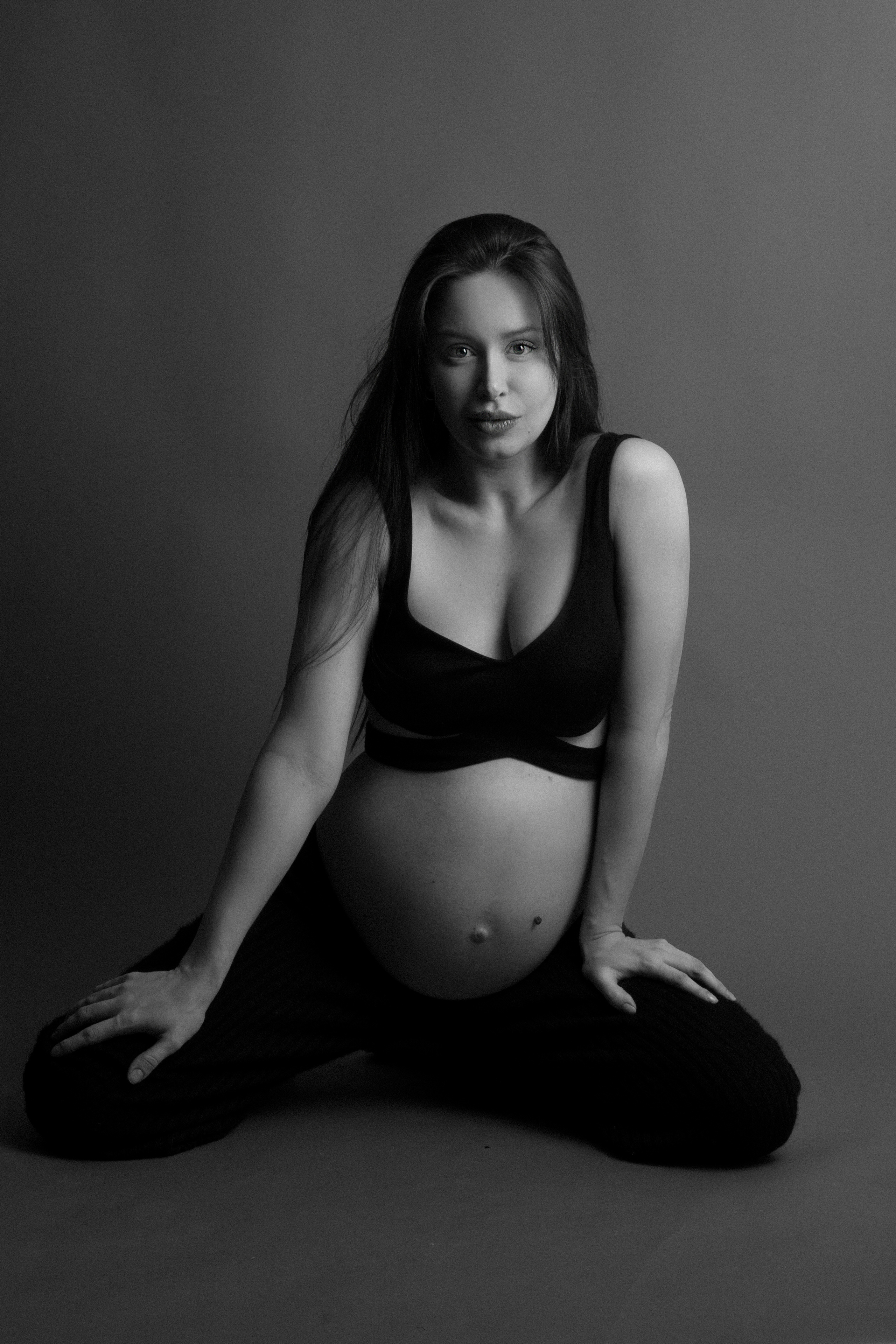 Фотосессия беременности в студии