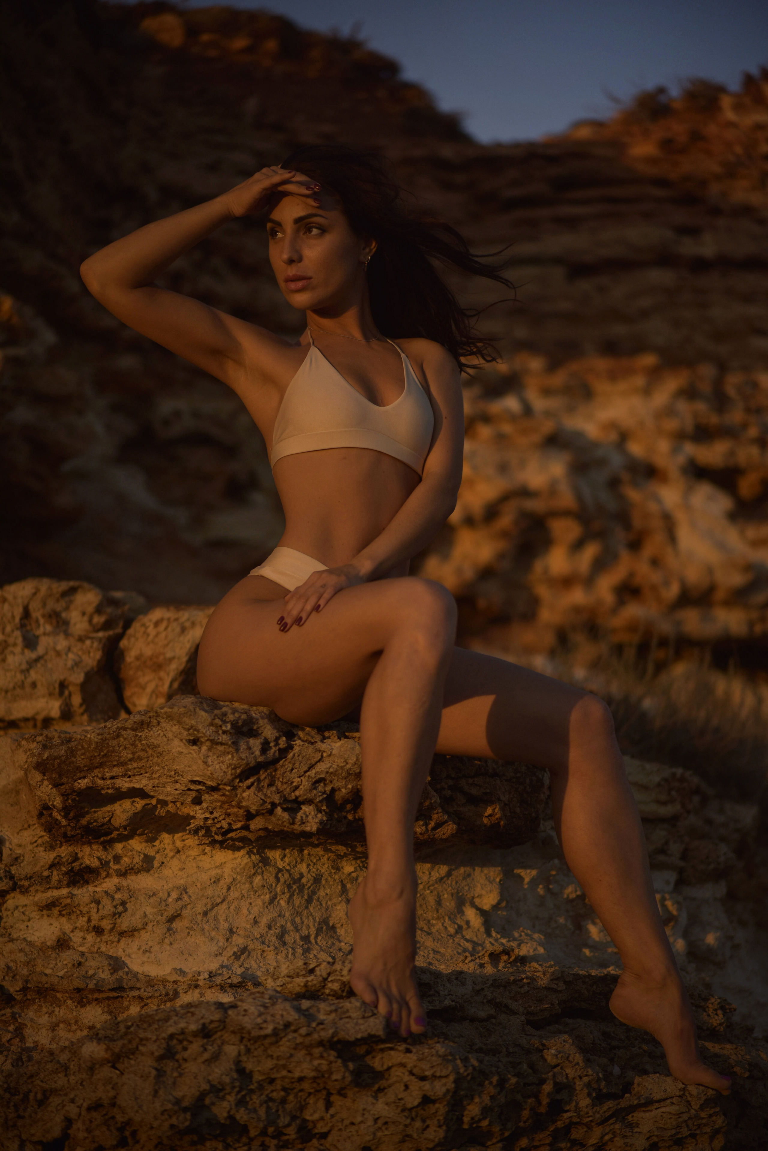 Пляжная фотосессия Дарьи на побережье Черного моря