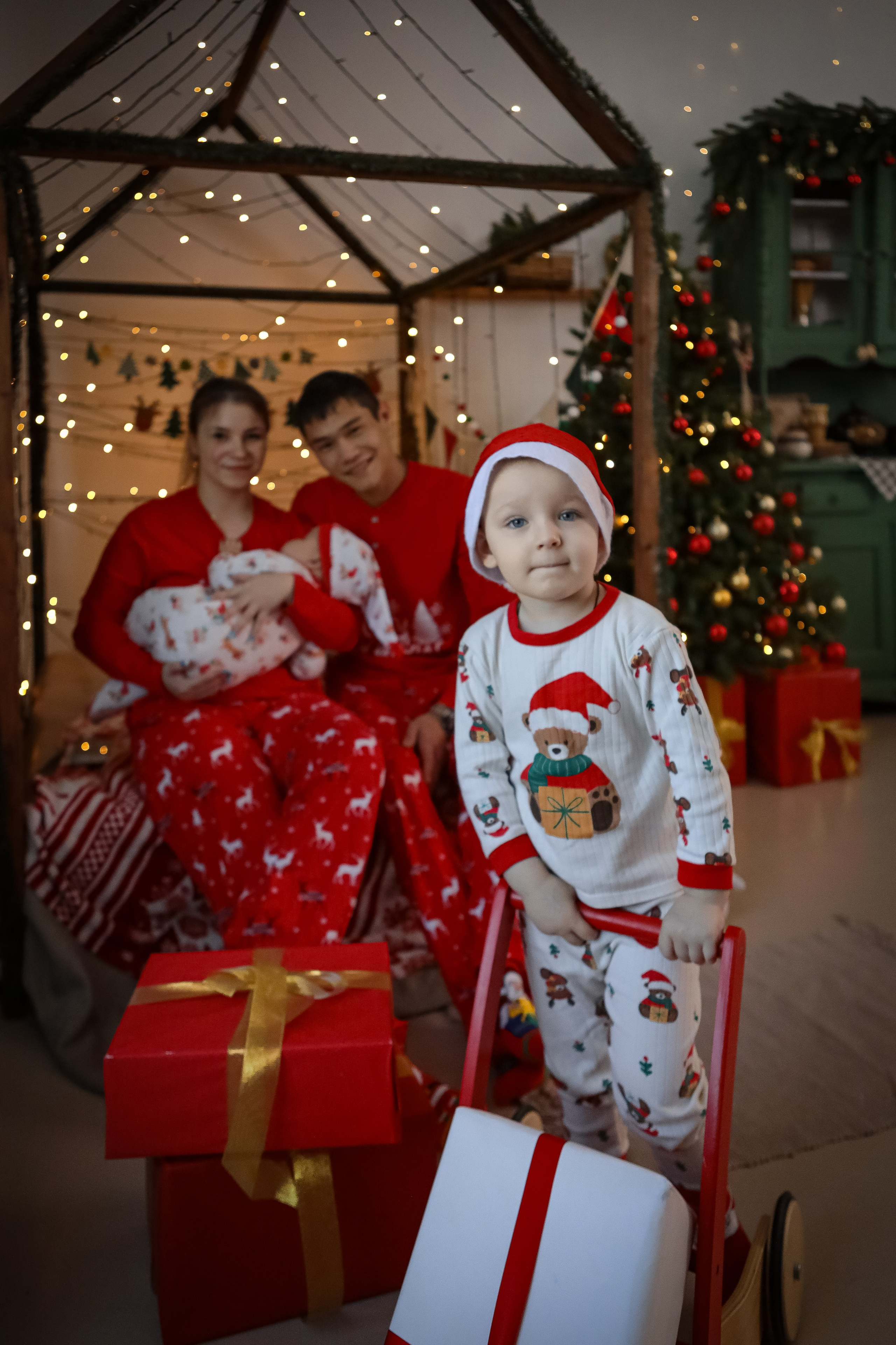 НОВОГОДНИЕ ФОТОСЕССИИ 2025-2026. Фотограф г. Хабаровск. Семейные и индивидуальные съёмки