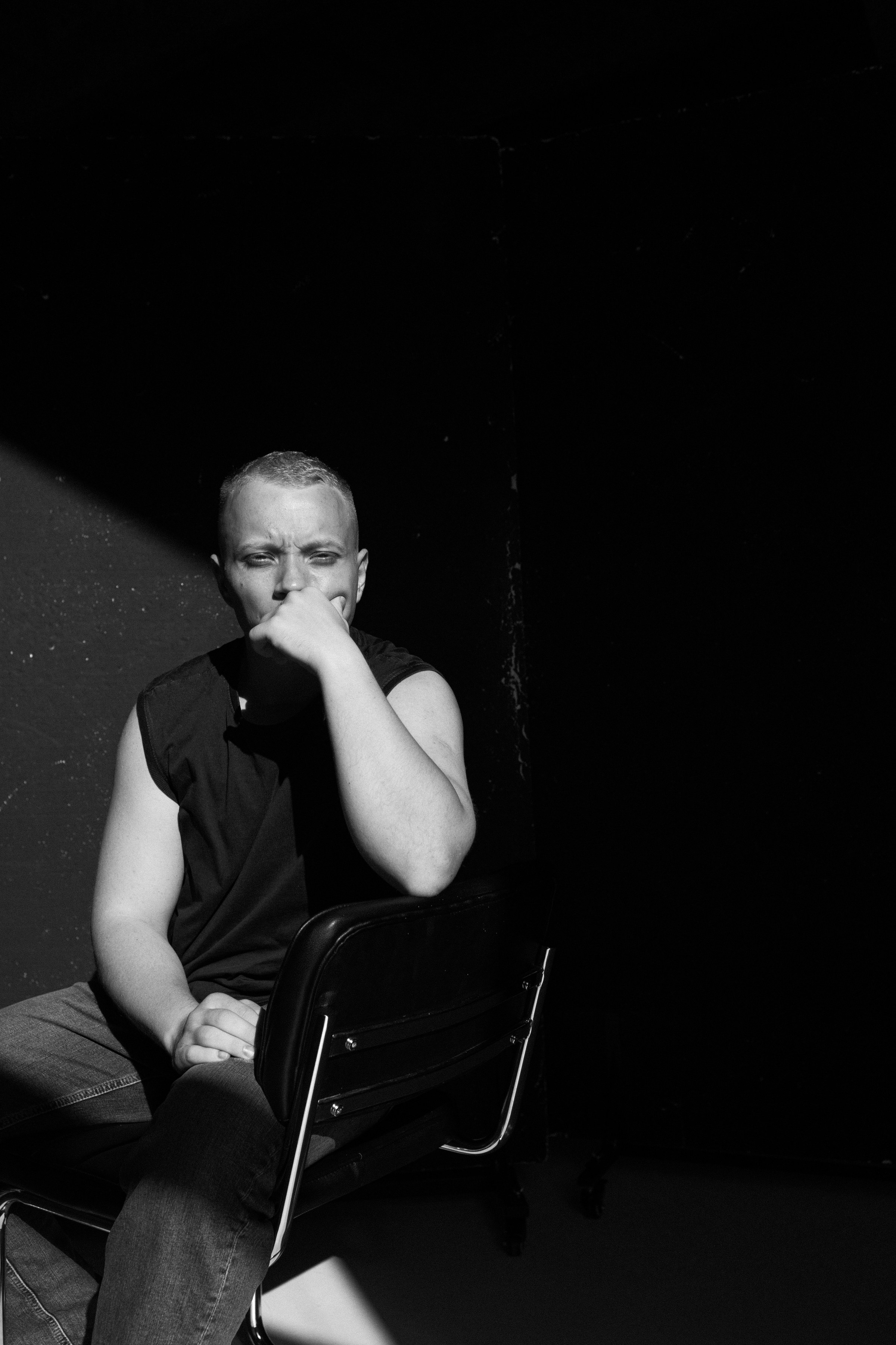 Роман. Портретный фотограф СПб, женский фотограф, минимализм и эстетика