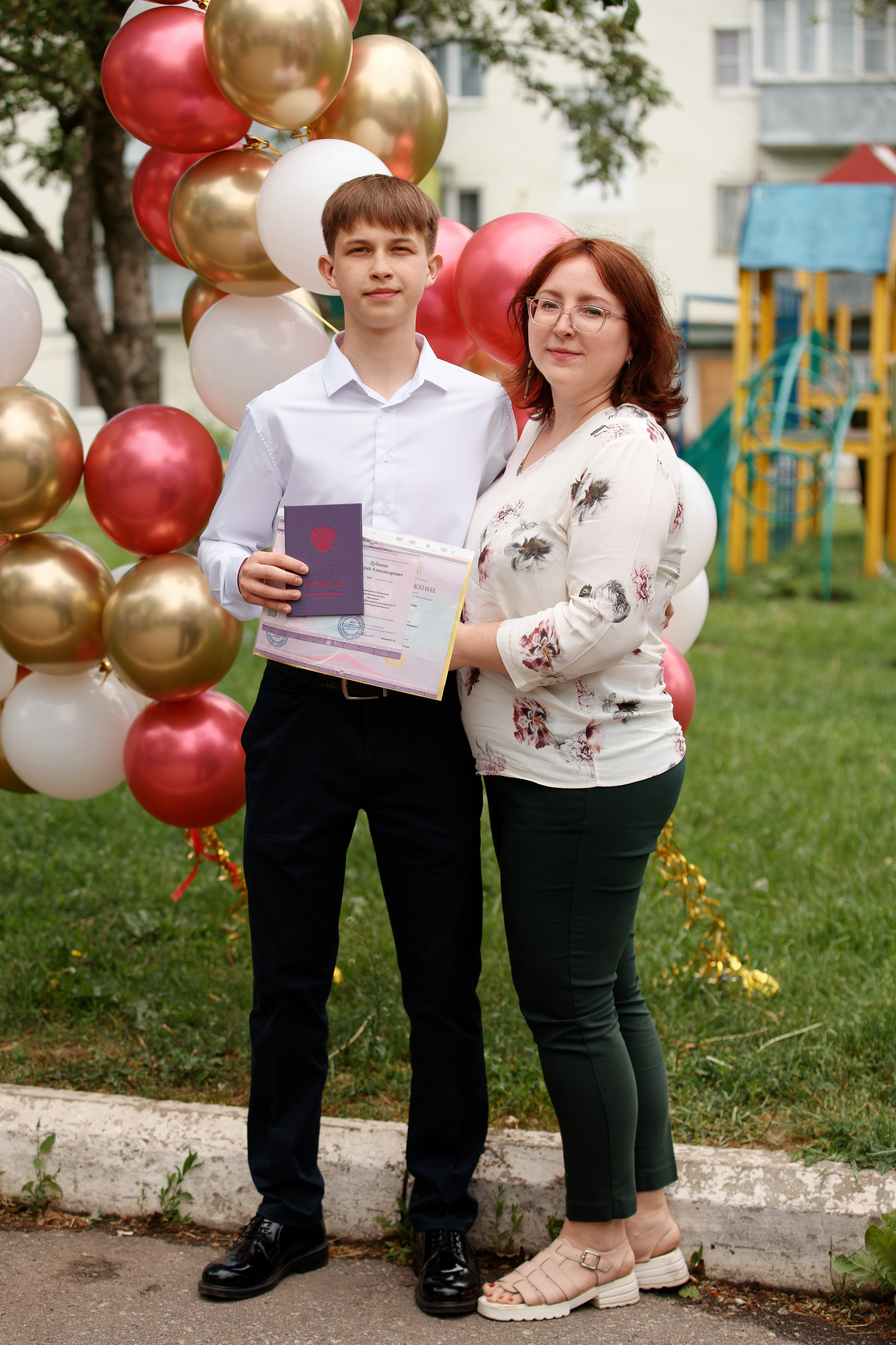Вручение аттестатов Школа № 57. Семейный фотограф — Макс Белогрудов