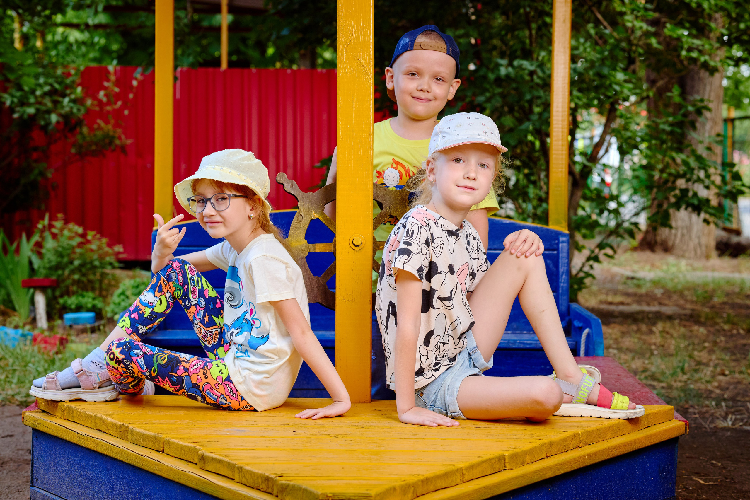 Пример летней съемки в детском саду № 92 Старшая группа Радуга. Фотограф Выпускные альбомы Таганрог Сергей Коробченко