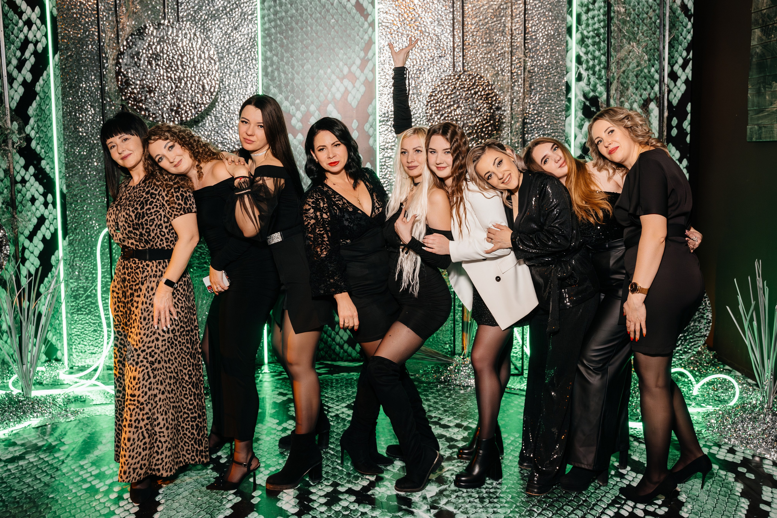 Корпоратив «СОВКОМБАНК». Свадебный фотограф Барнаул Алексей Павлов