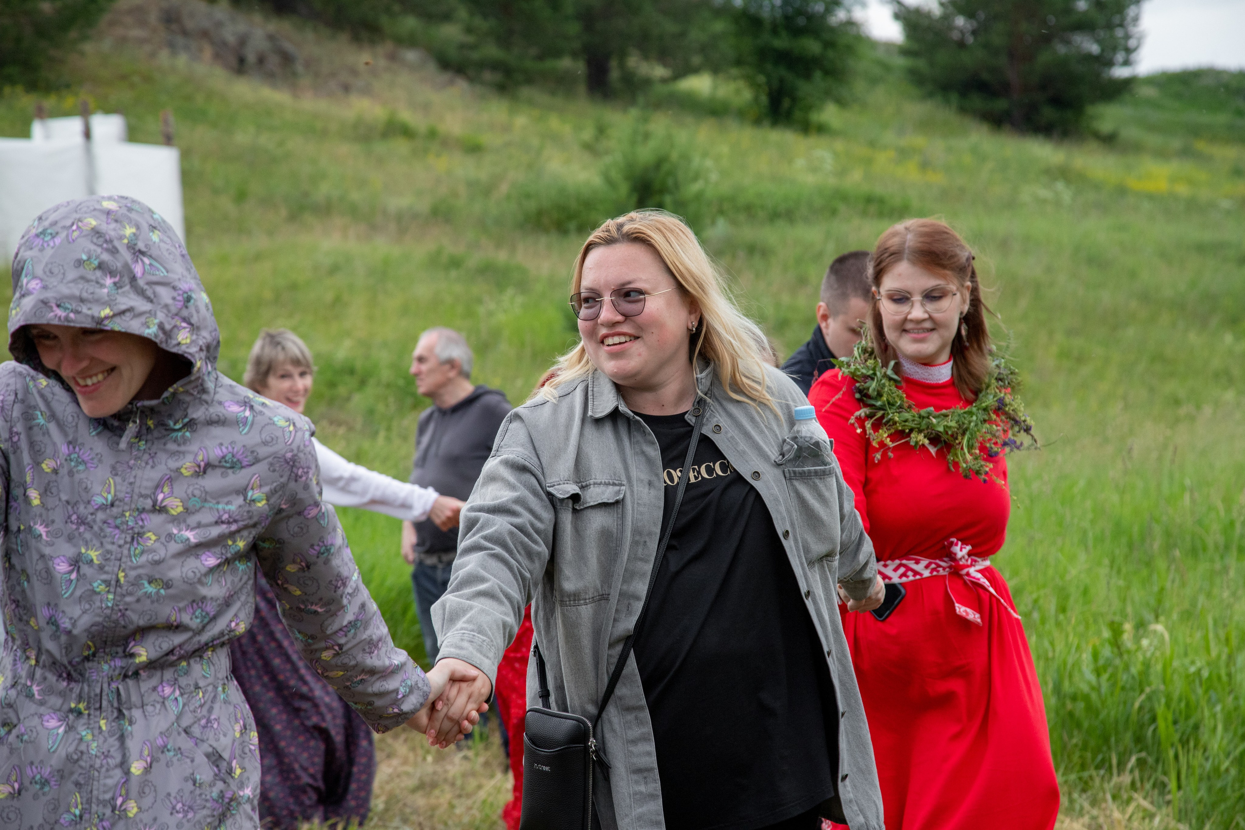 Свадьба Солнца и Земли в деревне Никонова. Репортажный фотограф с душой путешественника