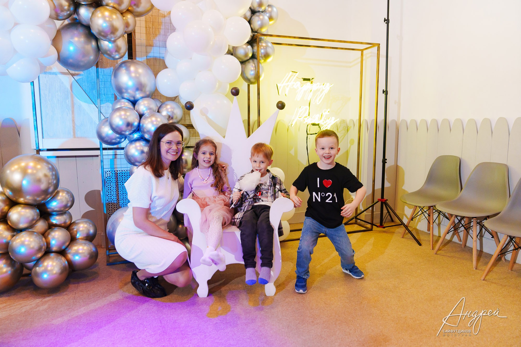 День Рождения Лёши. Лофт «Стрелка». Свадебный и семейный фотограф в Ростове-на-Дону. Андрей Сайфутдинов