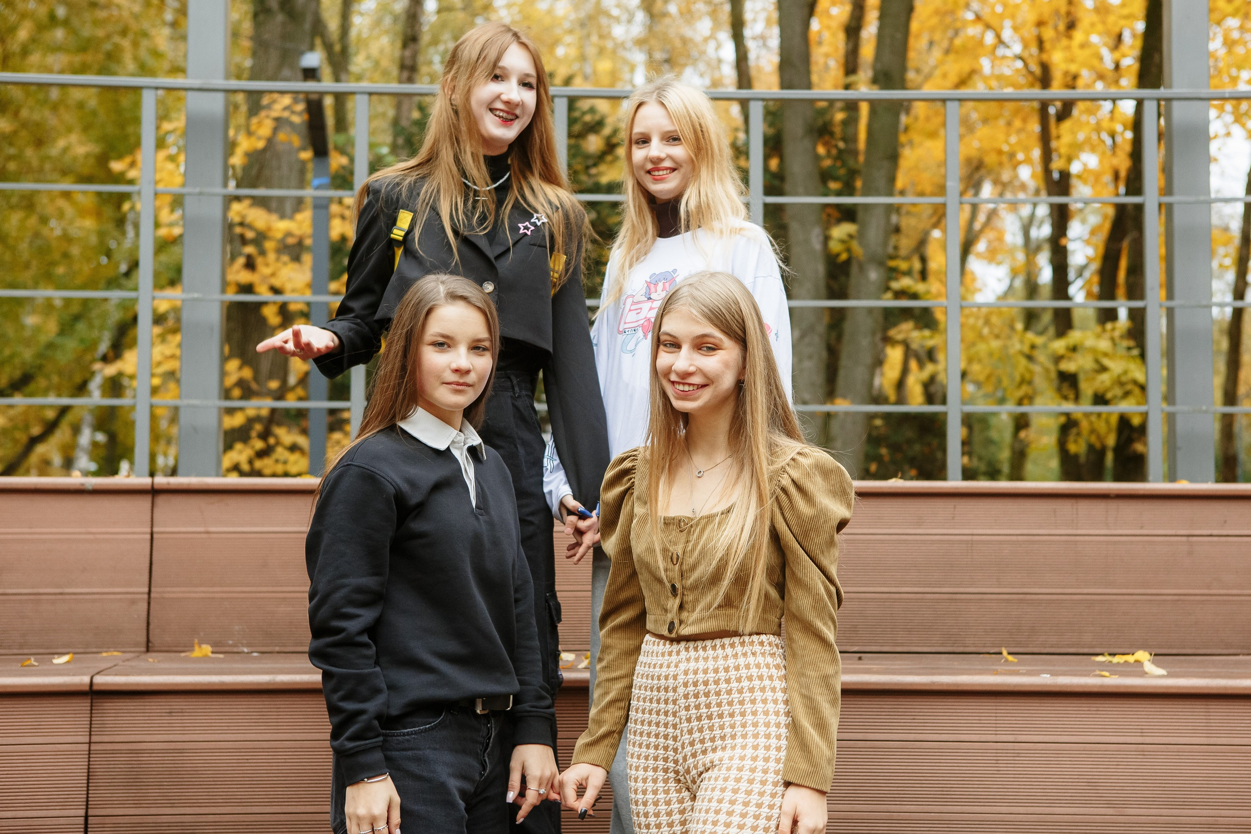 Осень Гимназия 12 11 В 2023 г. Свадебный и портретный Фотограф в Липецке Дмитрий Котюков