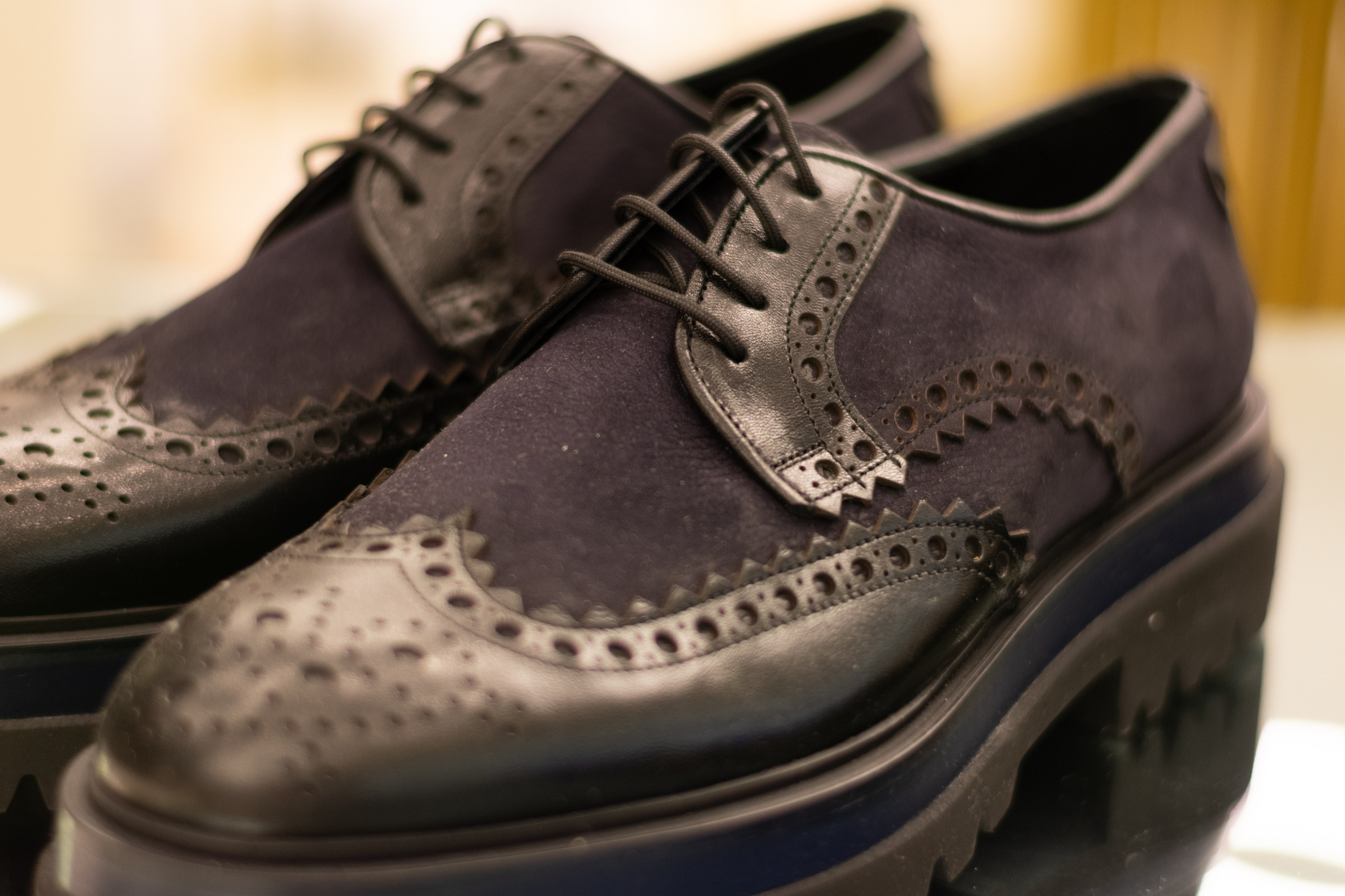 Для организаций. Предметная фотосессия для обувного магазина Capsula. Фотограф/видеограф Богдан Голованов