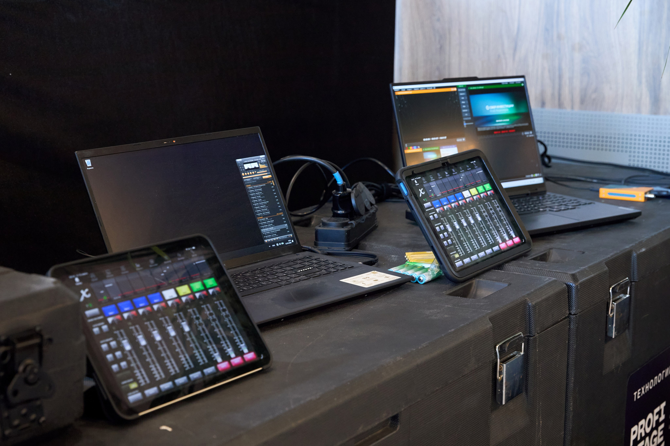 T2КОМ. Фотограф Липецк. Фотограф в Липецке Татьяна Минаева. Портретный фотограф Липецк. Свадебный фотограф Липецк. Бизнес фотограф Липецк