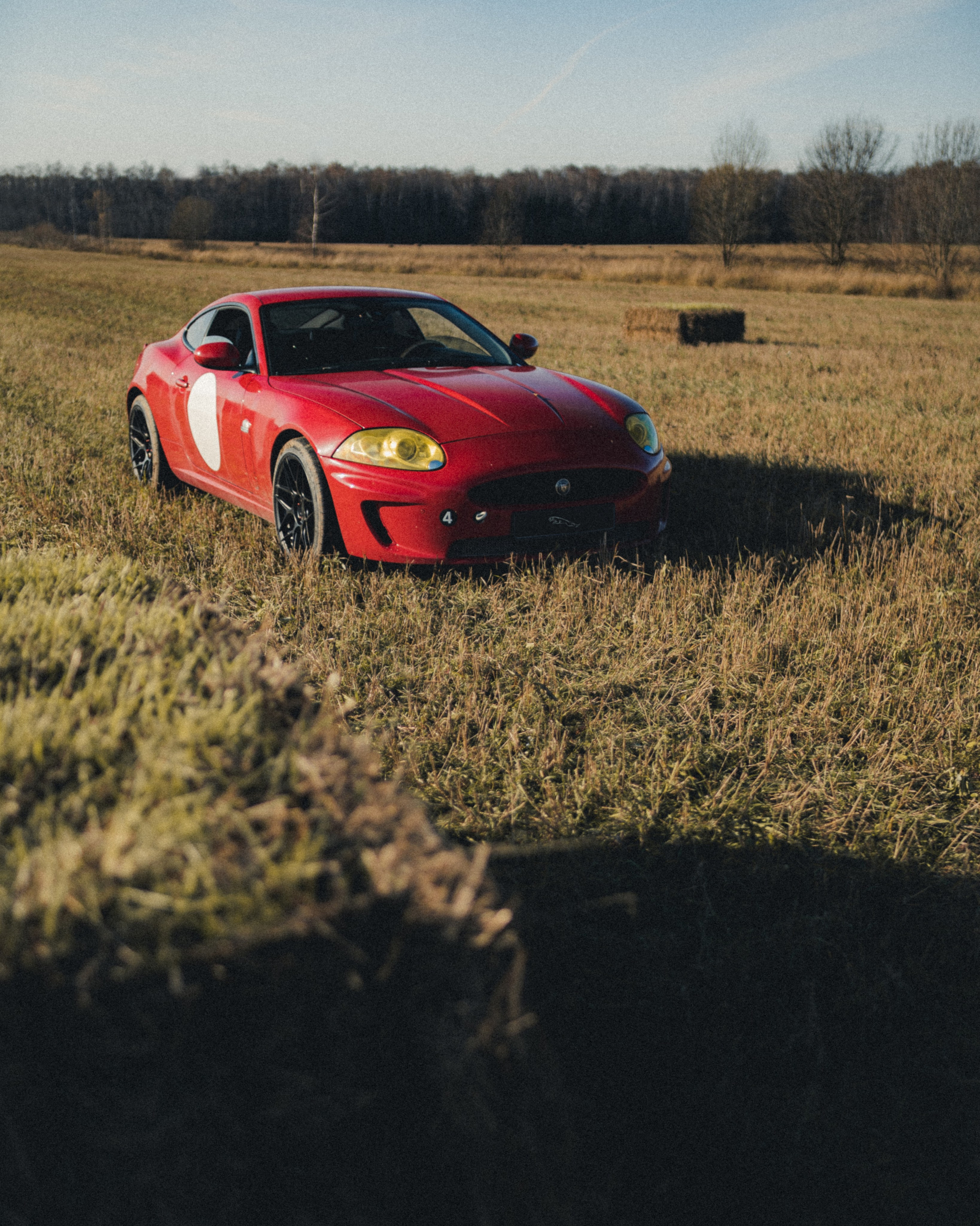 Автомобильная фотосессия Jaguar XK + портрет владельца. Фотограф Илья К. в Москве