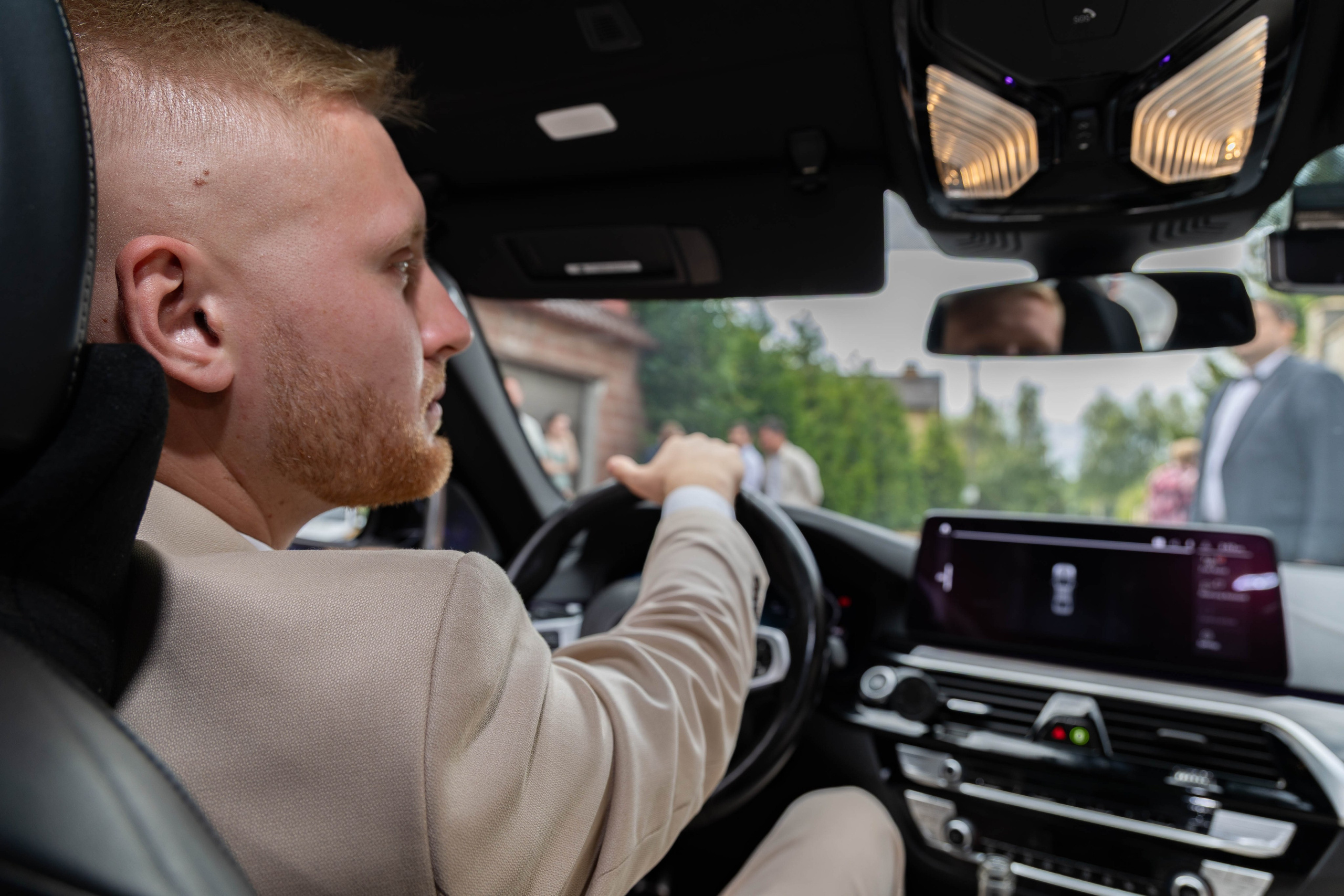 Свадебная фотосессия свадебный фотограф Татьяна Марсуверских свадебная фотопрогулка Москва Жуковский. Фотограф для маркетплейсов, фотоуслуги в Жуковском Татьяна Марсуверских