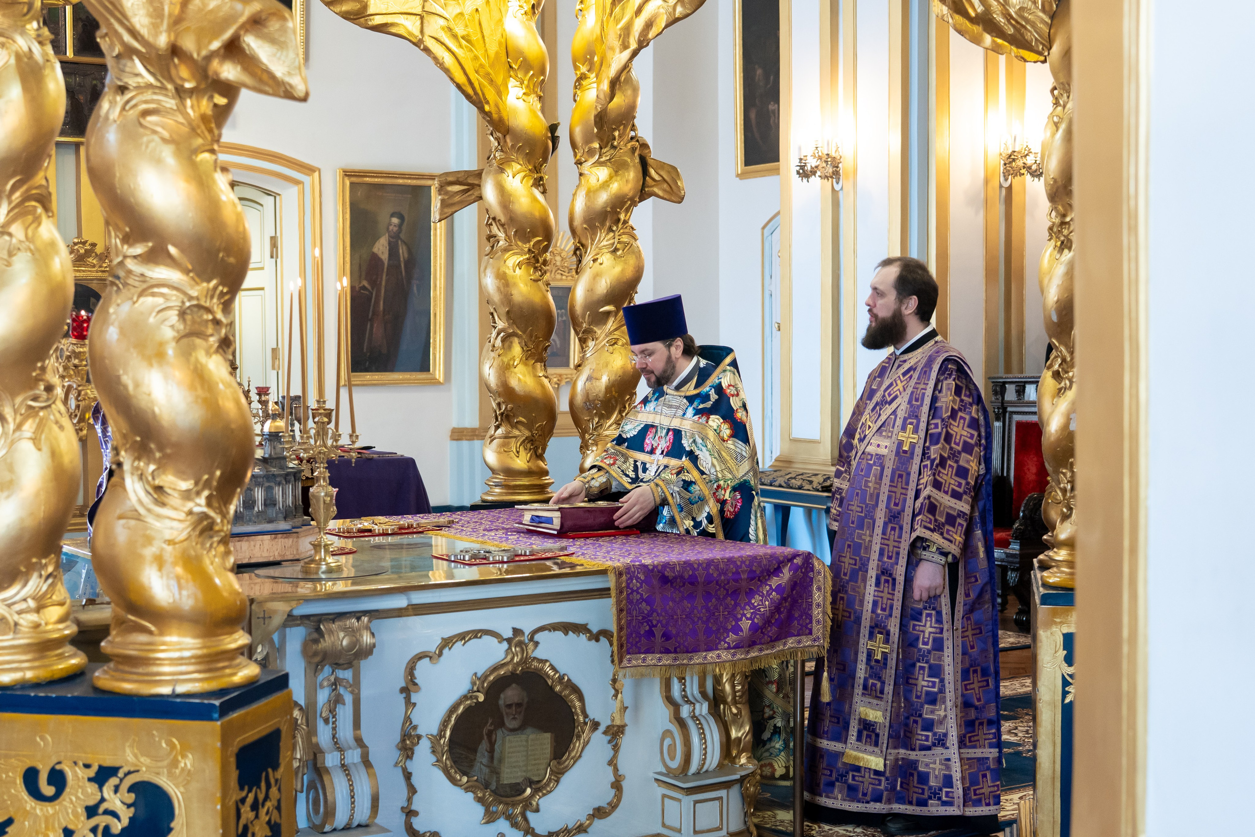 Неделя 4-я Великого поста, прп. Иоанна Лествичника. Святых сорока мучеников, в Севастийском озере мучившихся. НИКОЛО-БОГОЯВЛЕНСКИЙ МОРСКОЙ СОБОР