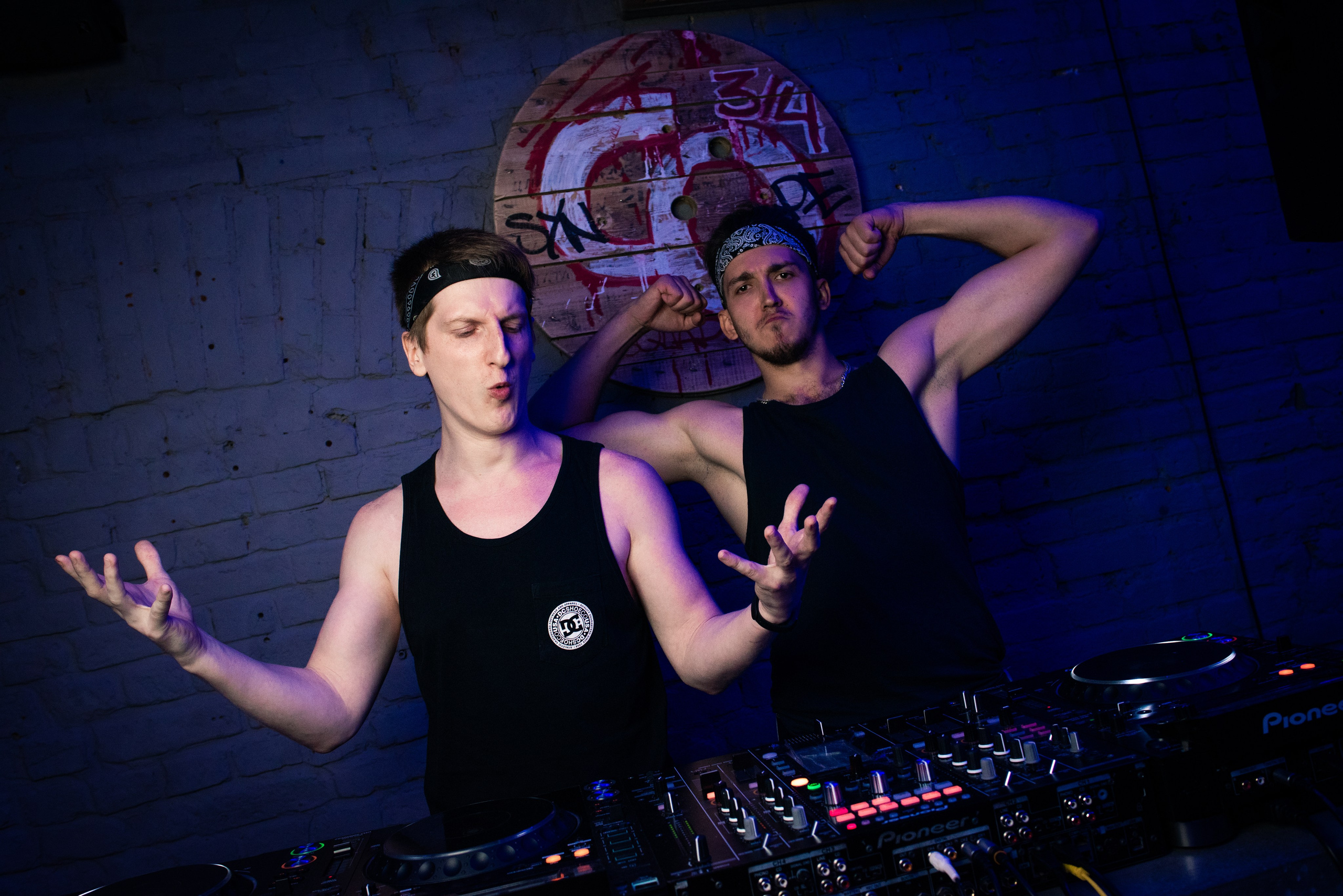 Algorithm Rave Drum and Bass Мероприятие dnb тусовка клуб рейв драмэндбейс etherea bar