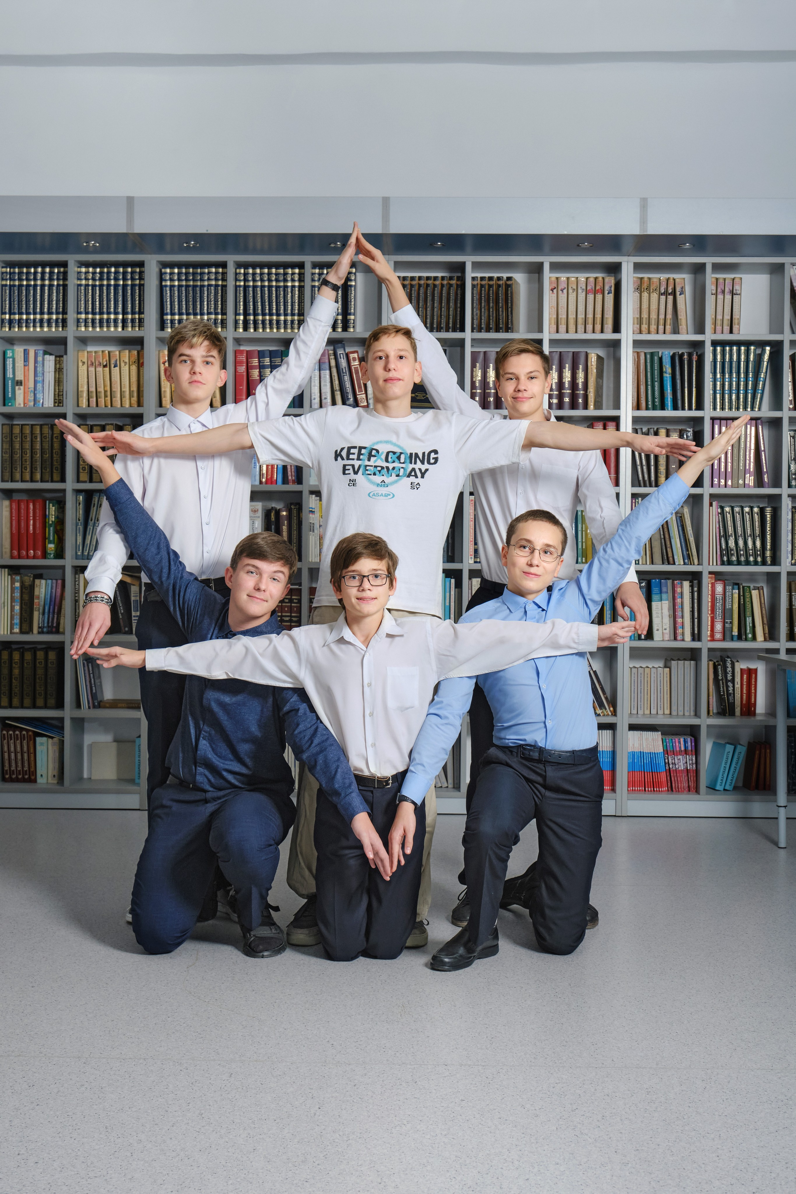 Выпускной альбом 9 класс Самара — фотосессия на выпускной альбом