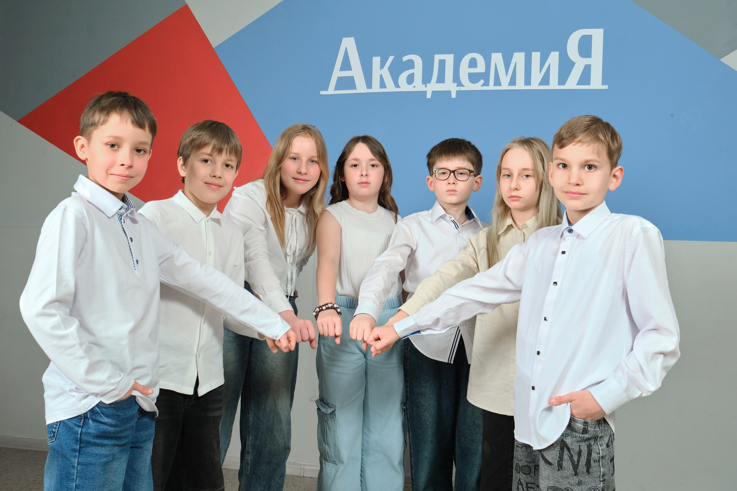 Выпускной альбом 4 класс Самара. Заказать фотоальбом на выпускной