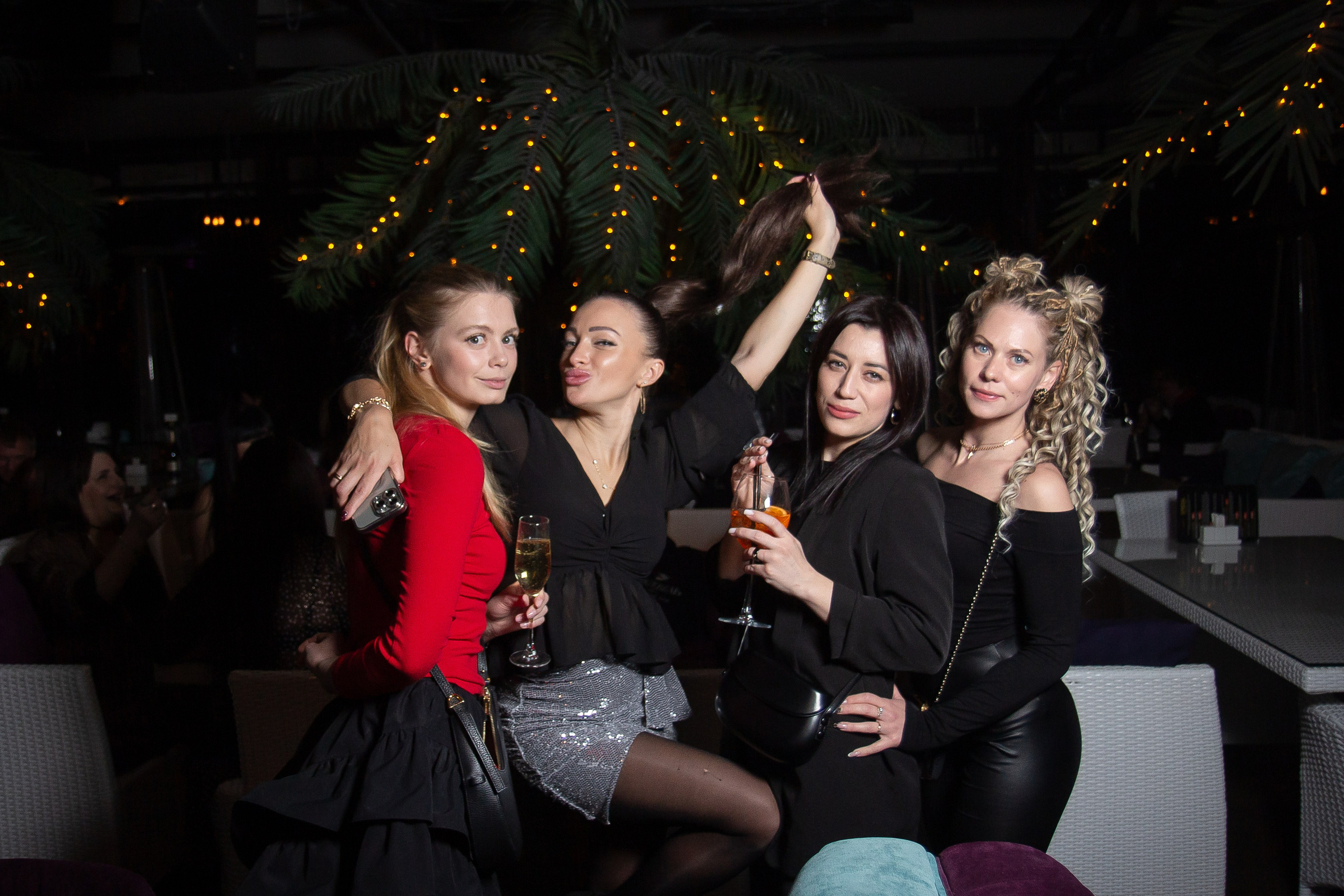 Концерт VA.NO | QUEST PISTOLS SHOW. Репортажный фотограф в Ялте Алексей Семёнов