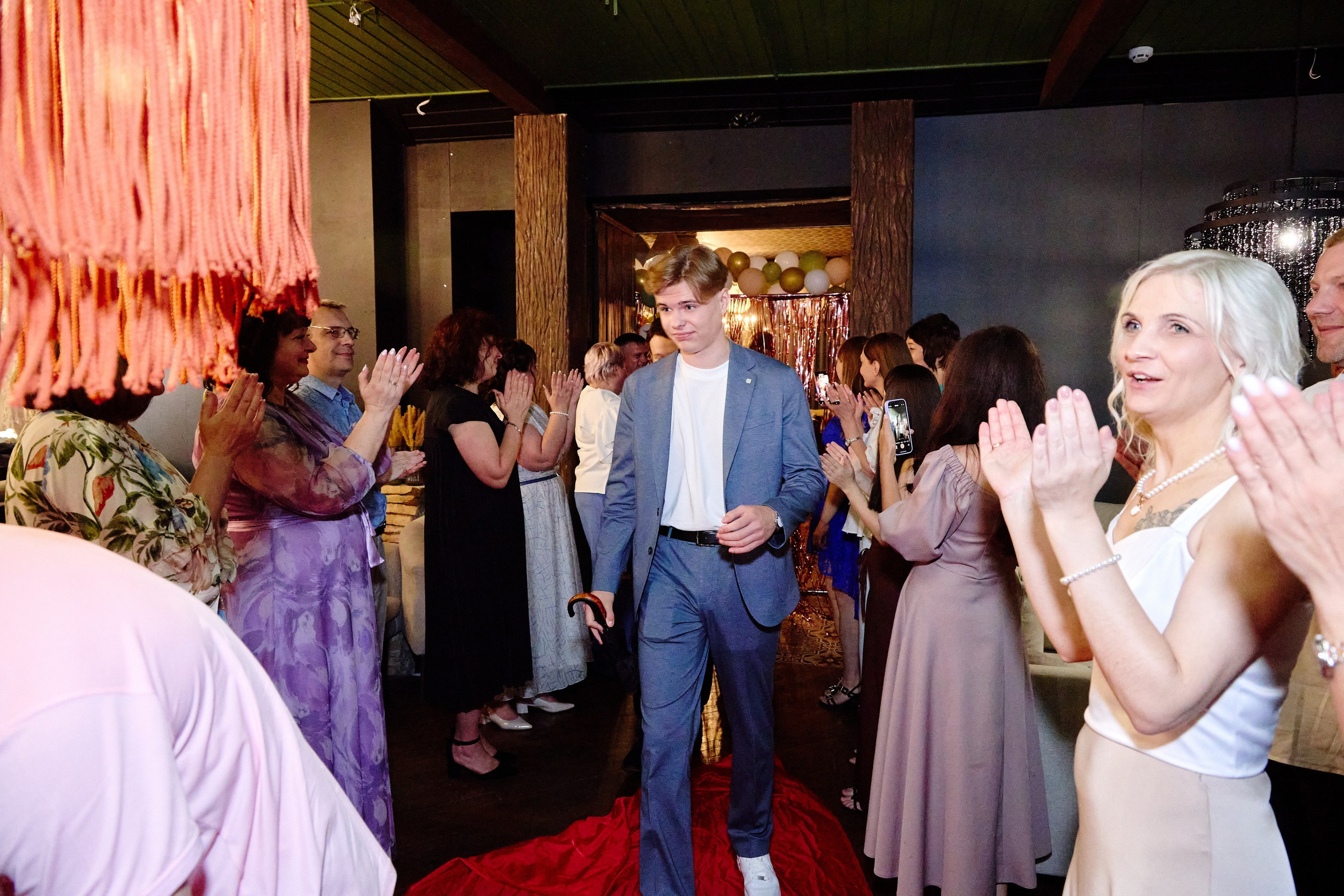 Выпускной 35 Сош. Фотограф Выпускные альбомы Таганрог Сергей Коробченко