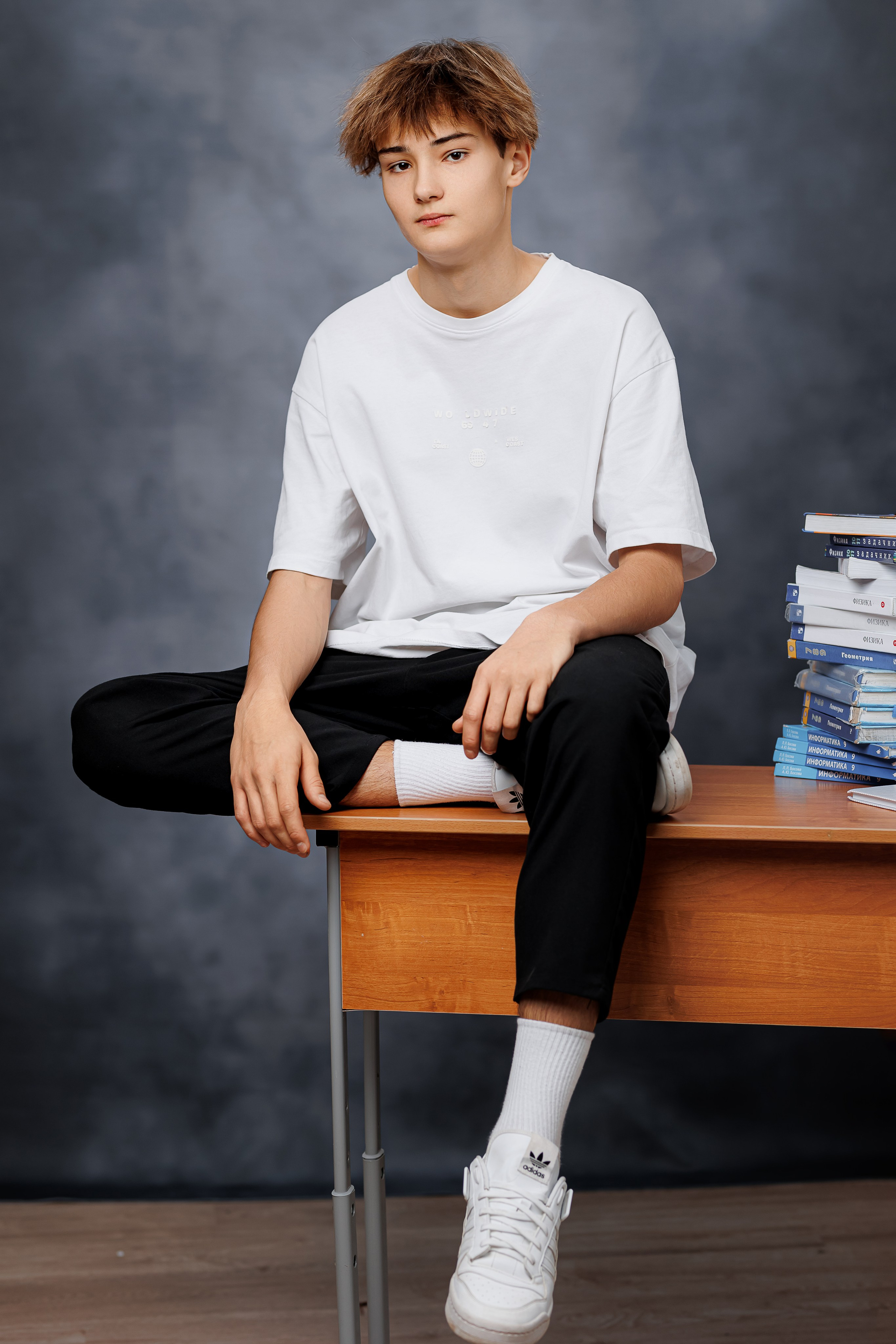 Портреты на однотонном фоне. Семейный и детский фотограф Комина Елена, Власиха, Одинцово