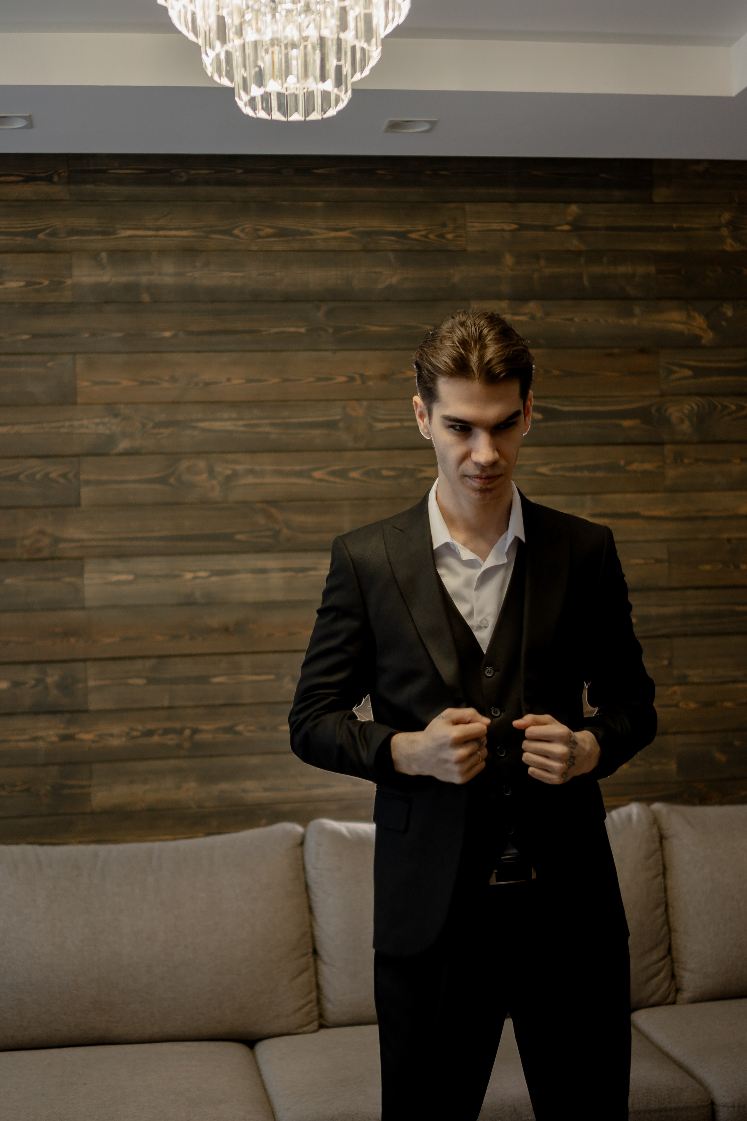 СВАДЕБНАЯ СЬЕМКА СБОРОВ В ОТЕЛЕ И ВЫЕЗД НА ЦЕРЕМОНИЮ (СНЯТО В СИБИРЕ В НИЖНЕВАРТОВСКЕ). Профессиональный фотограф, Санкт-Петербург — Виктория Богомолова