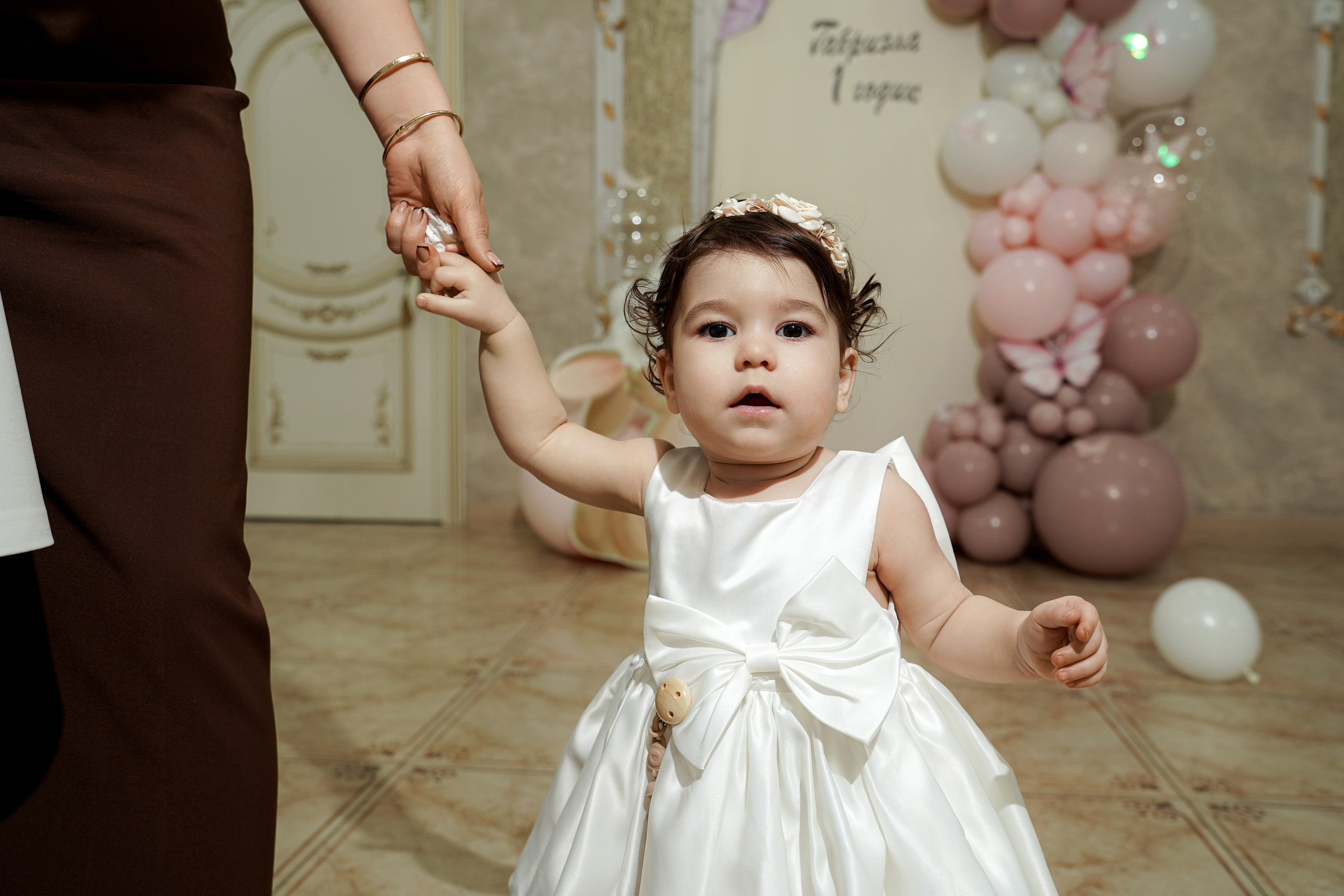 День рождения «1 год». Фотосессия в Ростове-на-Дону. Свадебный фотограф в Ростове-на-Дону. Таинство Крещения и Венчания, семейные фотосессии. Алёна Чёботова