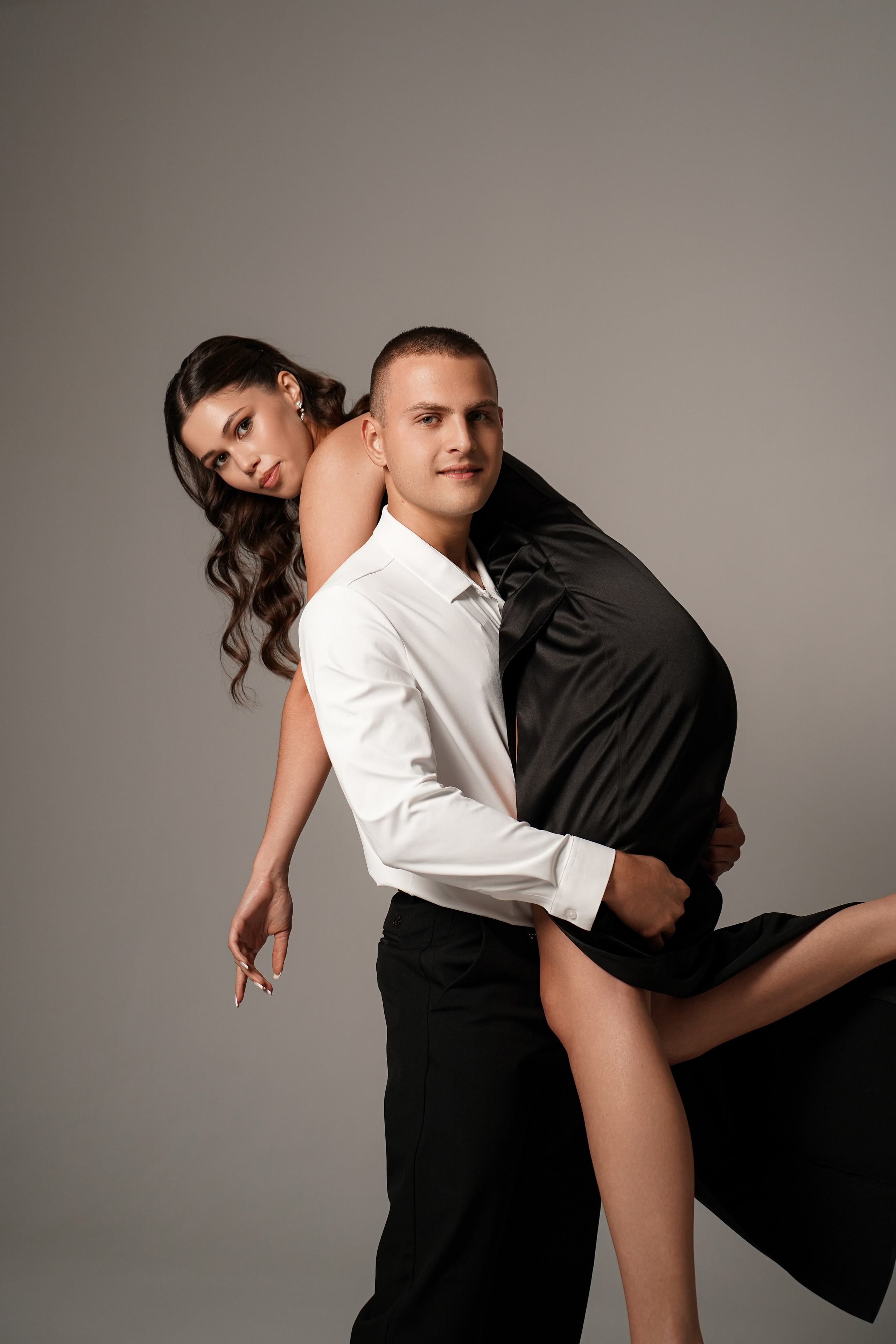 Фотосессия на циклораме. Свадебный фотограф в Ростове-на-Дону. Таинство Крещения и Венчания, семейные фотосессии. Алёна Чёботова