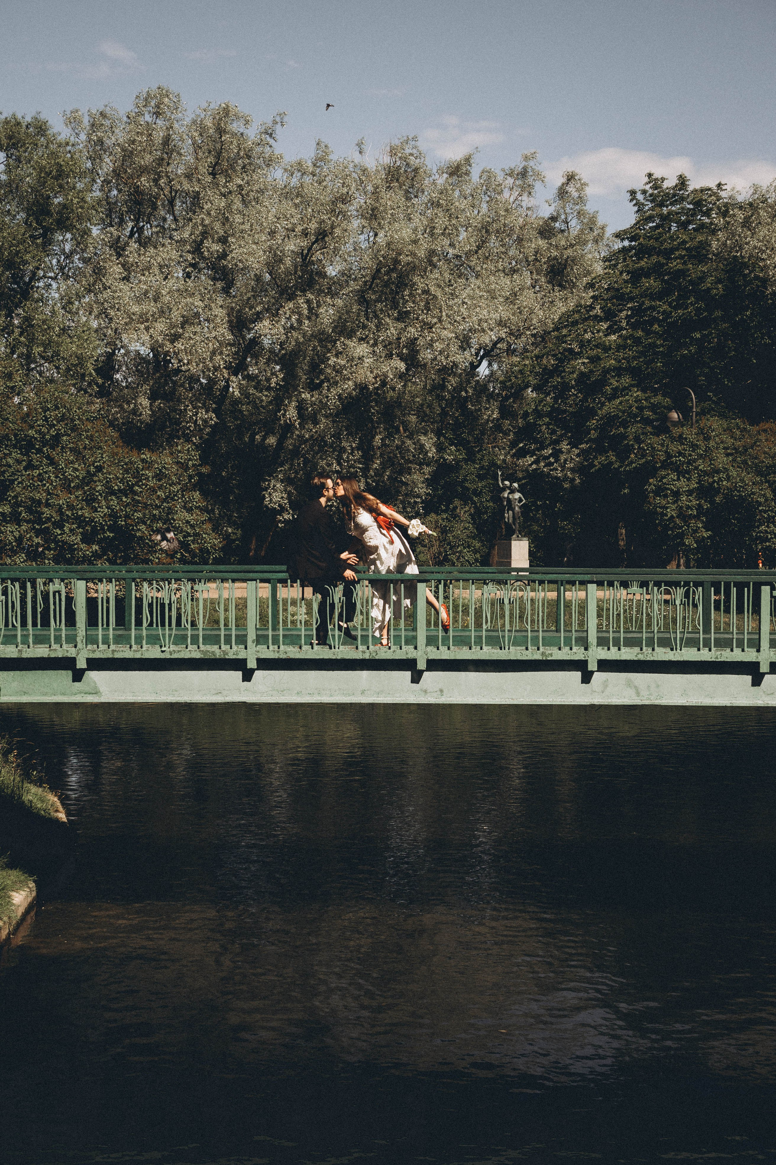 СВАДЕБНАЯ СЬЕМКА В ПАРКЕ ПОБЕДЫ И ПРОГУЛКА ПО МОСКОВСКОМУ ПРОСПЕКТУ. Профессиональный фотограф, Санкт-Петербург — Виктория Богомолова