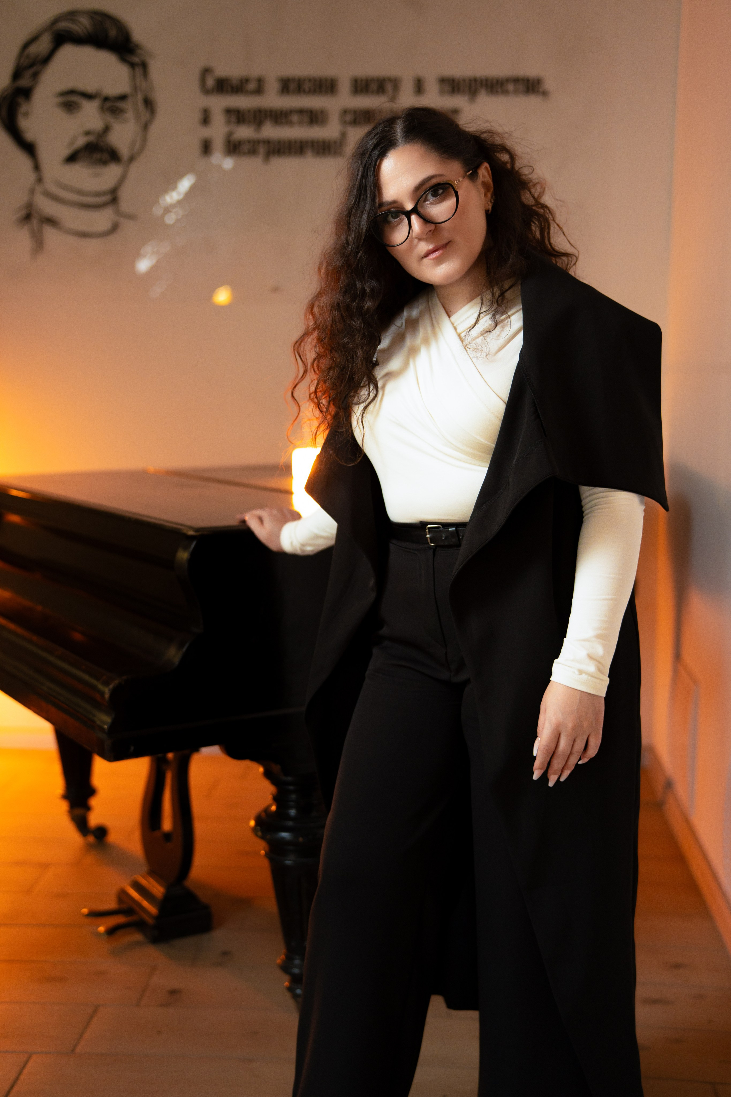 Фотосессия для Лианы в библиотеке. Фотограф в городе Владимир