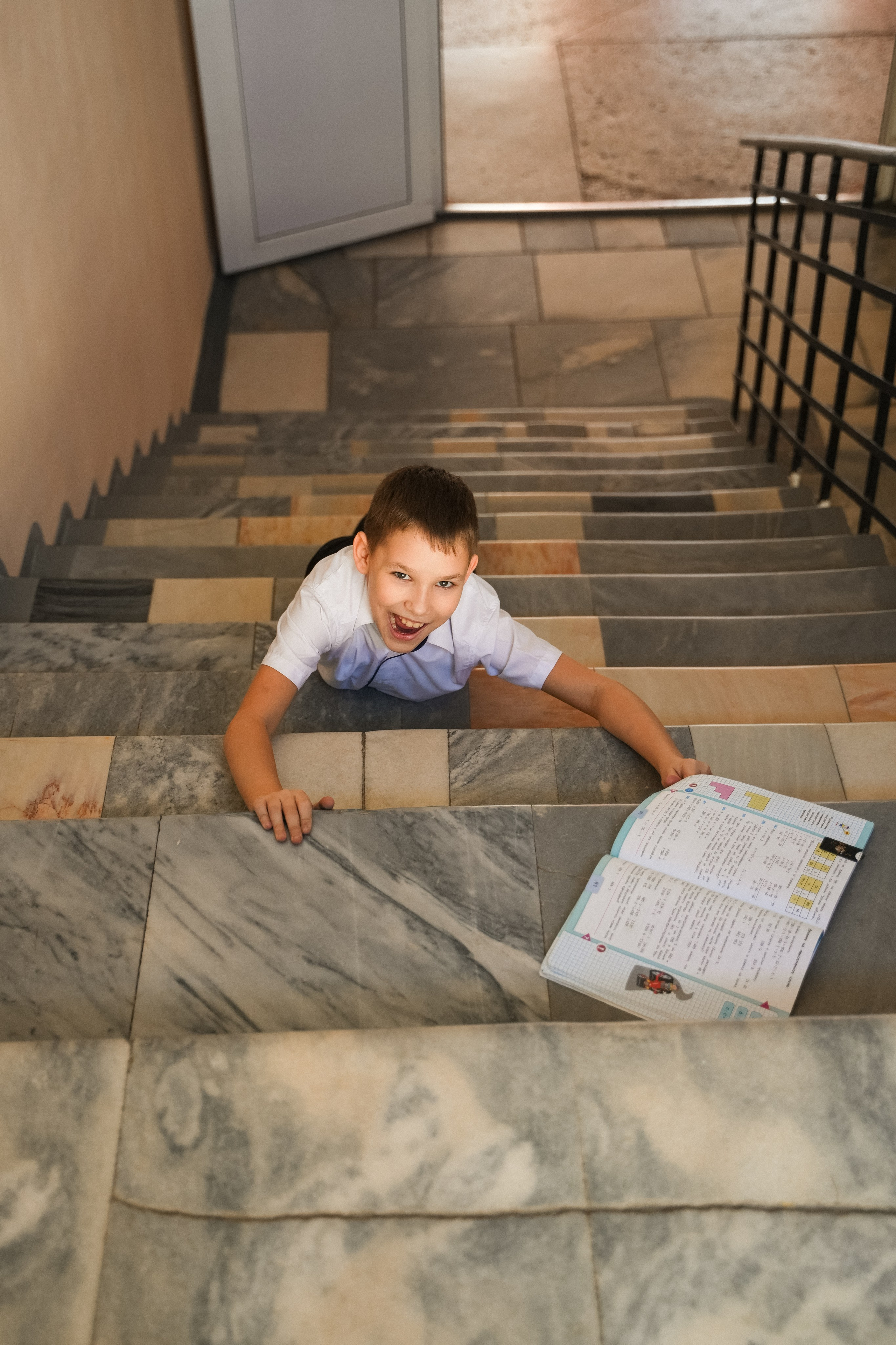 ВЫПУСКНЫЕ АЛЬБОМЫ ШКОЛА. Семейный фотограф в Волгодонске Анастасия Шипилова