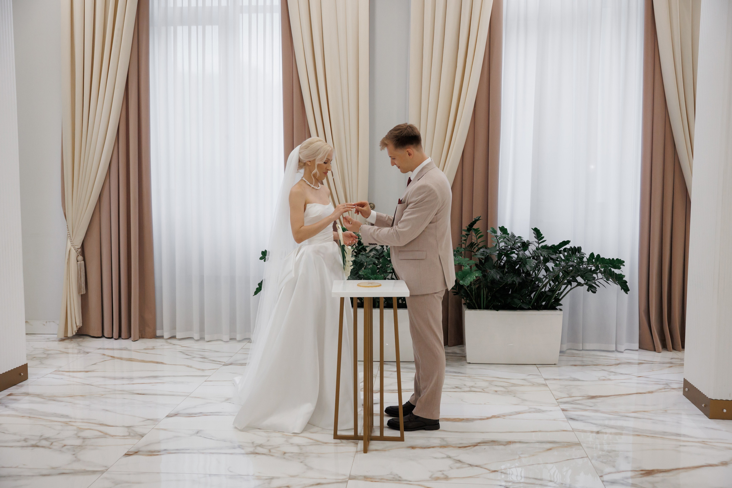 Отель «Милан», Шипиловский ЗАГС, прогулка в парке Царицыно. Свадебный и репортажный фотограф (Москва, Королев и другие)