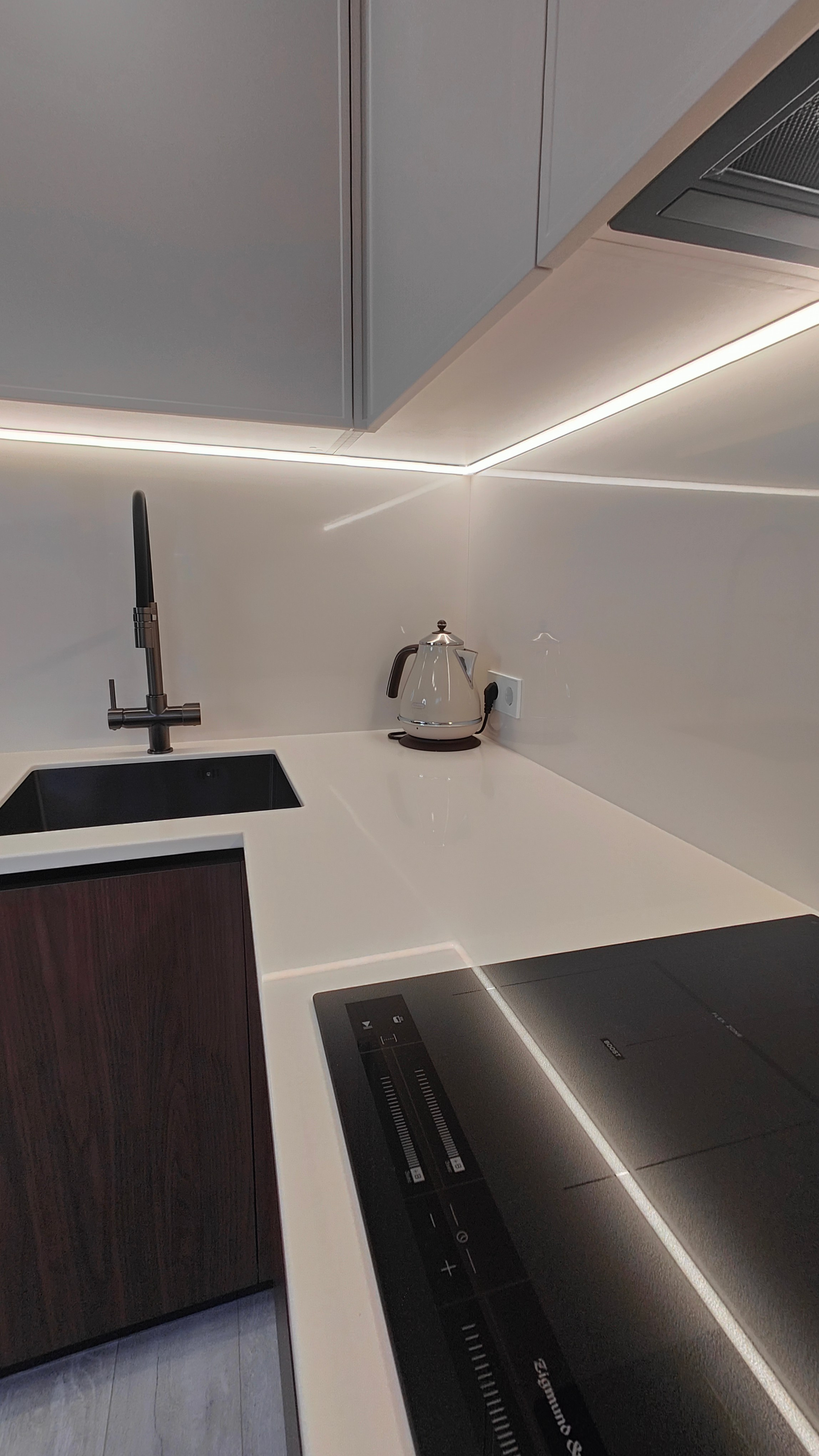 Ул. Кошурникова 13/2. Мебельное ателье РАУМАН