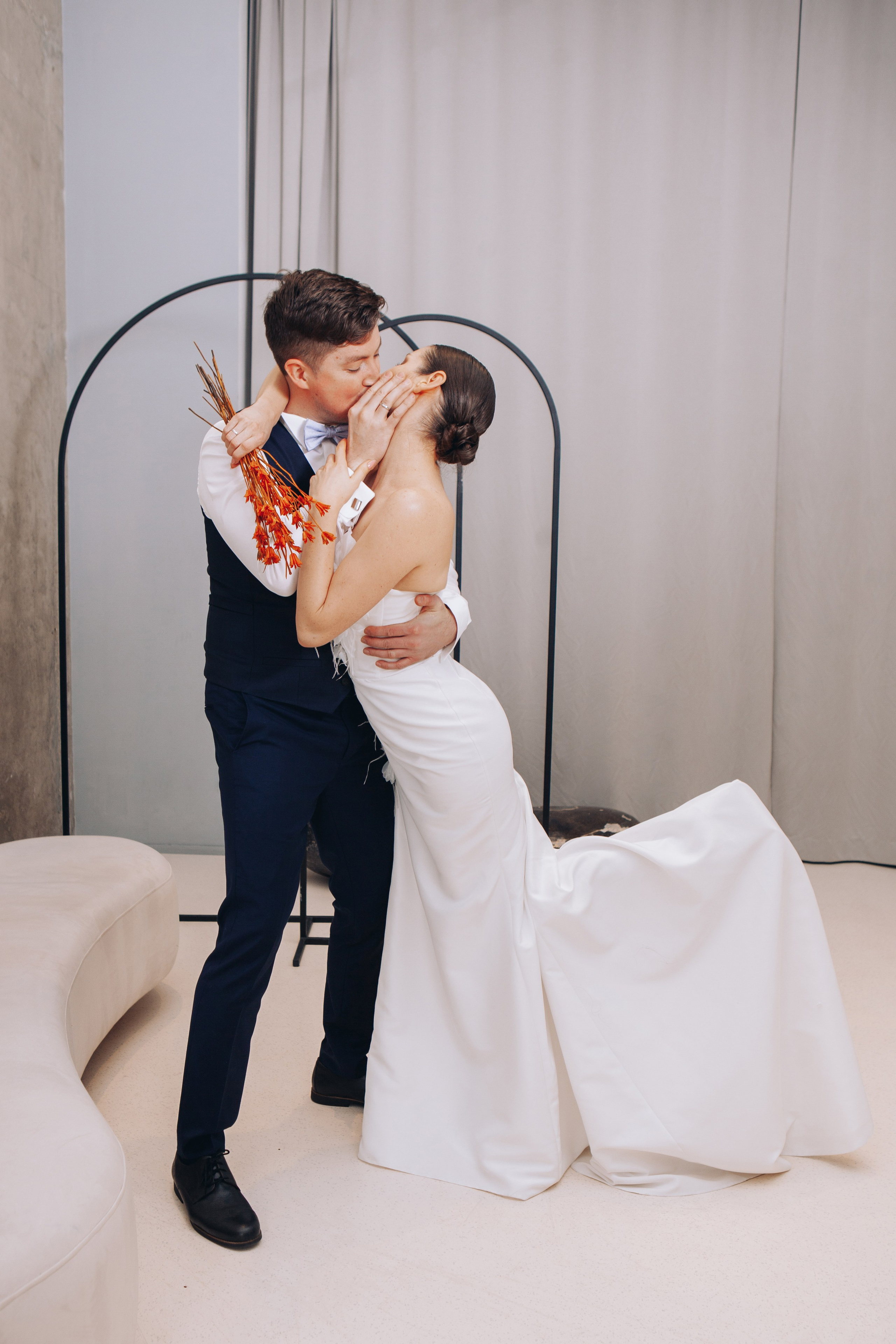 Фотосессия жениха и невесты в шипиловском загсе. Фотограф Ольга Ефремова