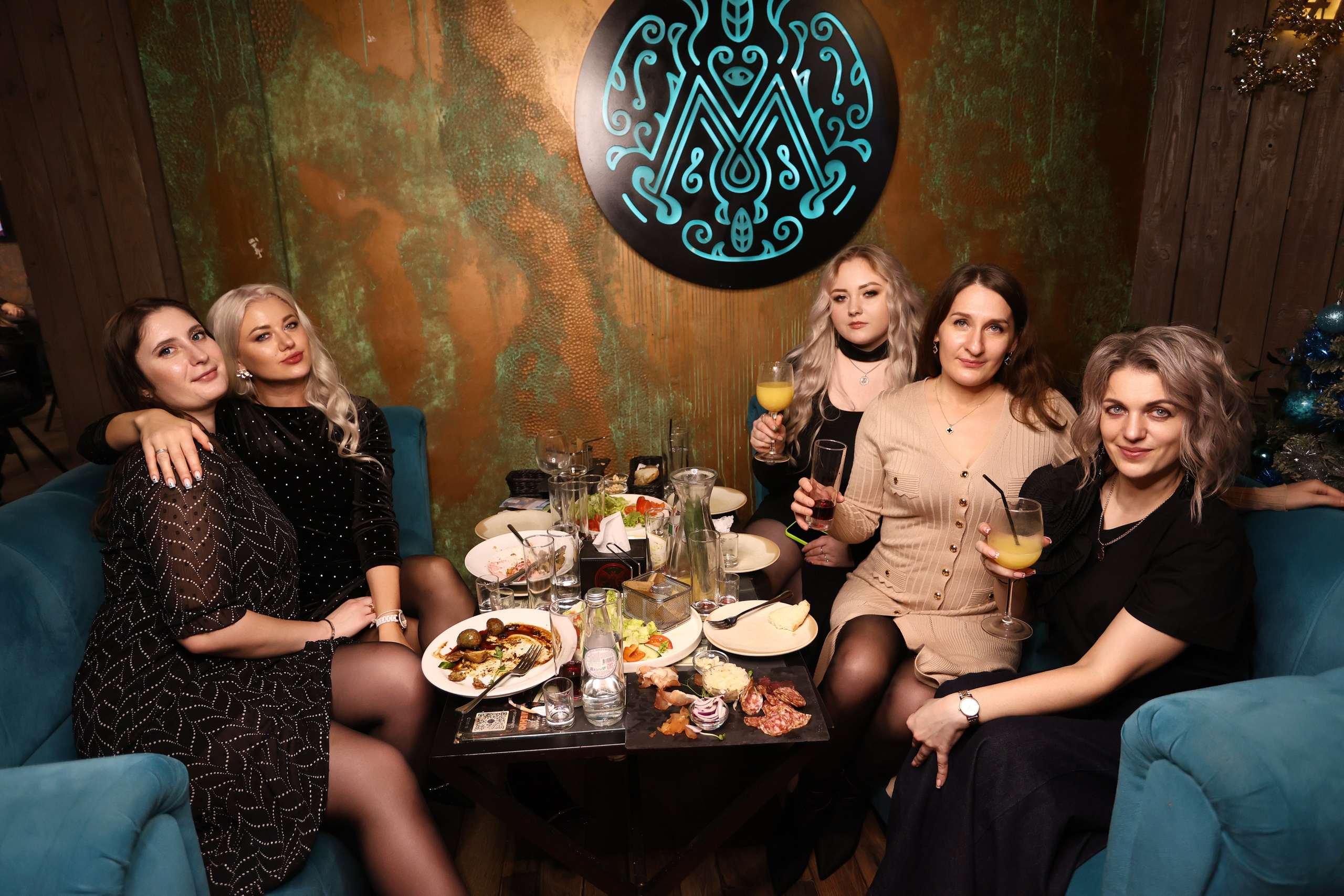 New Year 27-12-24. Мята Спортивная — Кальянная, караоке, бар в Минске