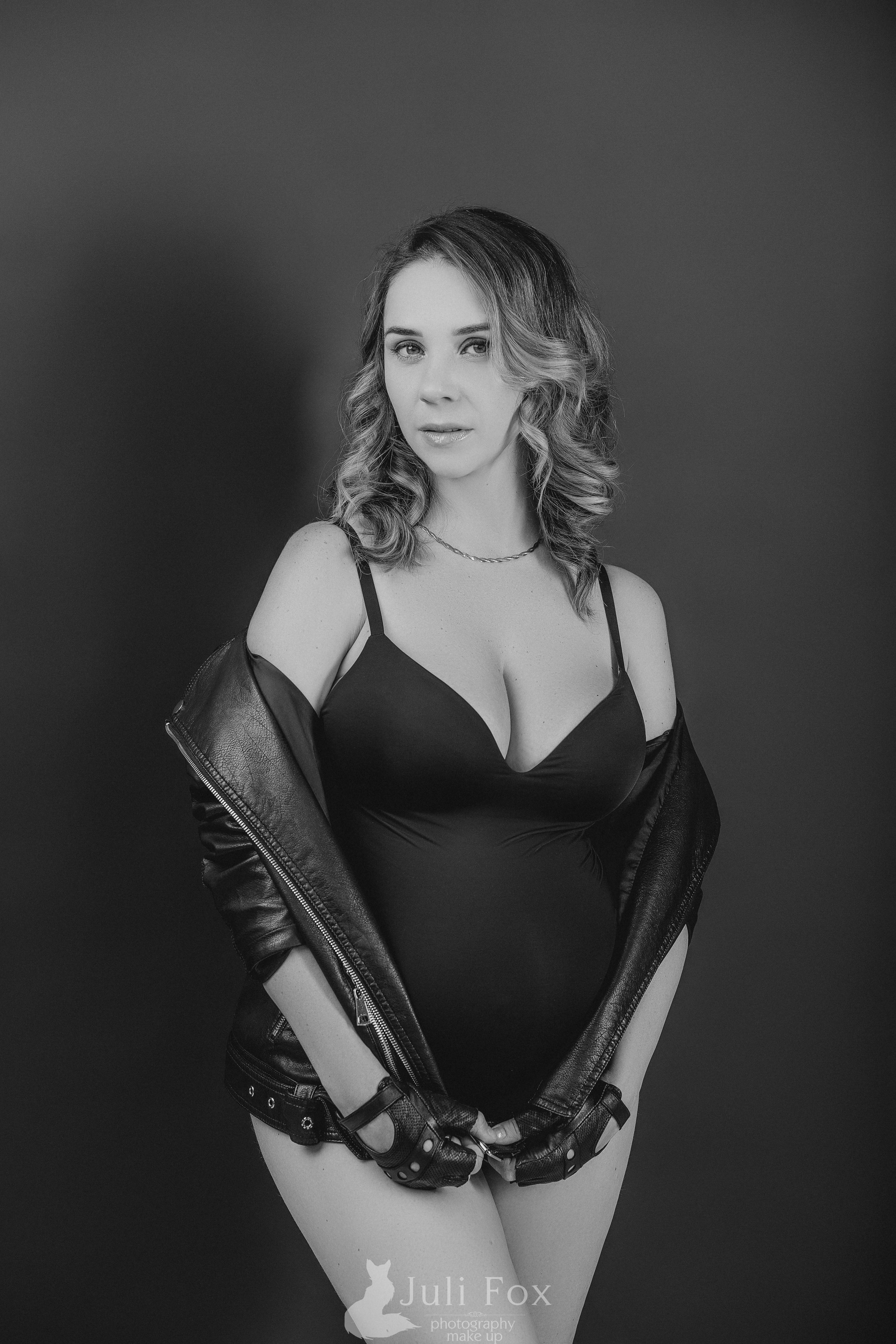 СЕМЕЙНЫЕ. БЕРЕМЕННОСТЬ. Портретный, свадебный, репортажный фотограф во Владивостоке Юлиана Джули Фокс