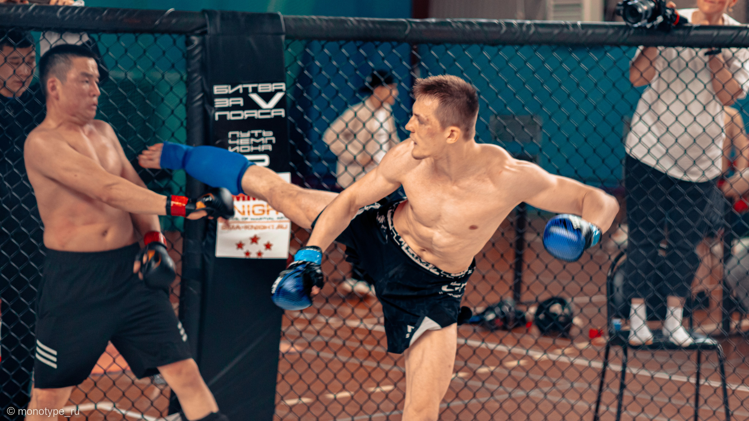 MMA. Бойцовский турнир