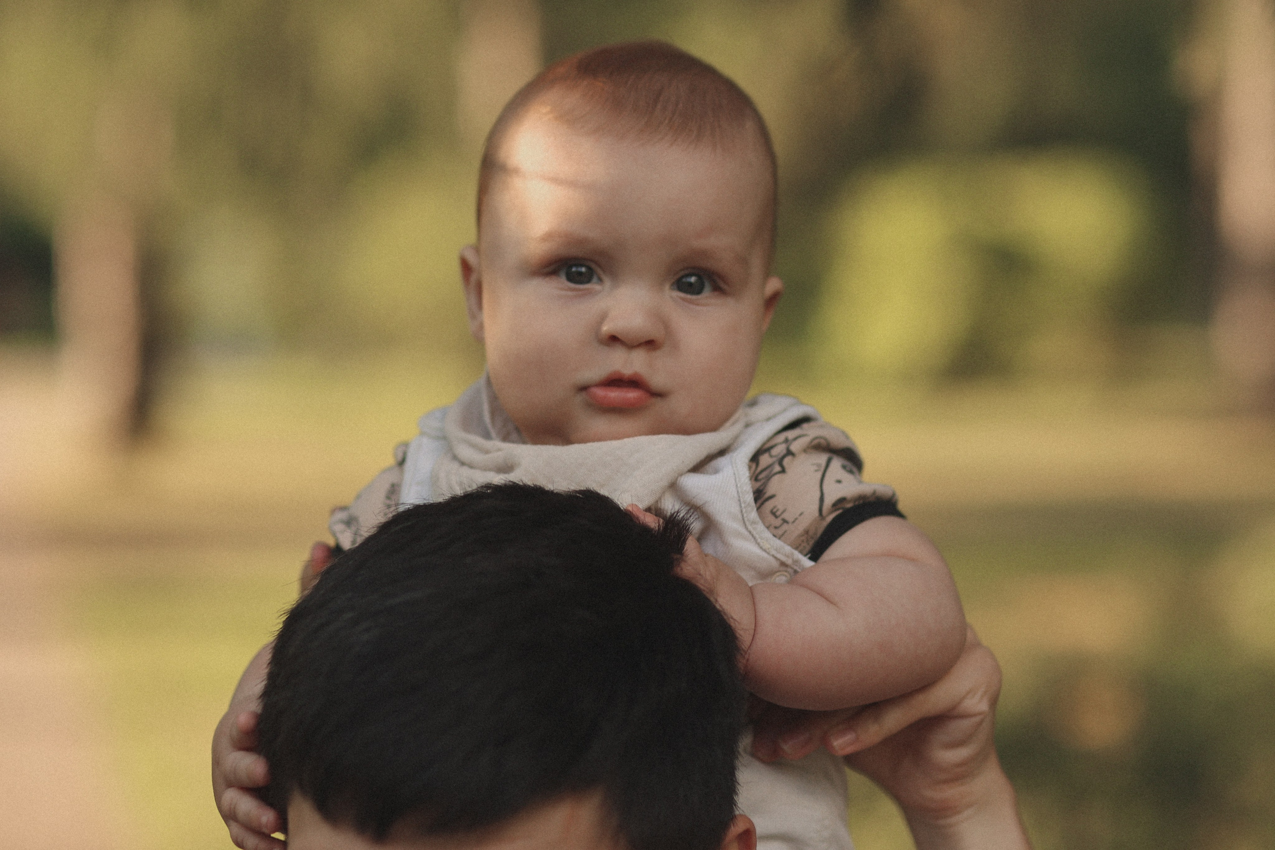 Ростислав с мамой и папой. Детский и семейный фотограф, съемка новорожденных Москва