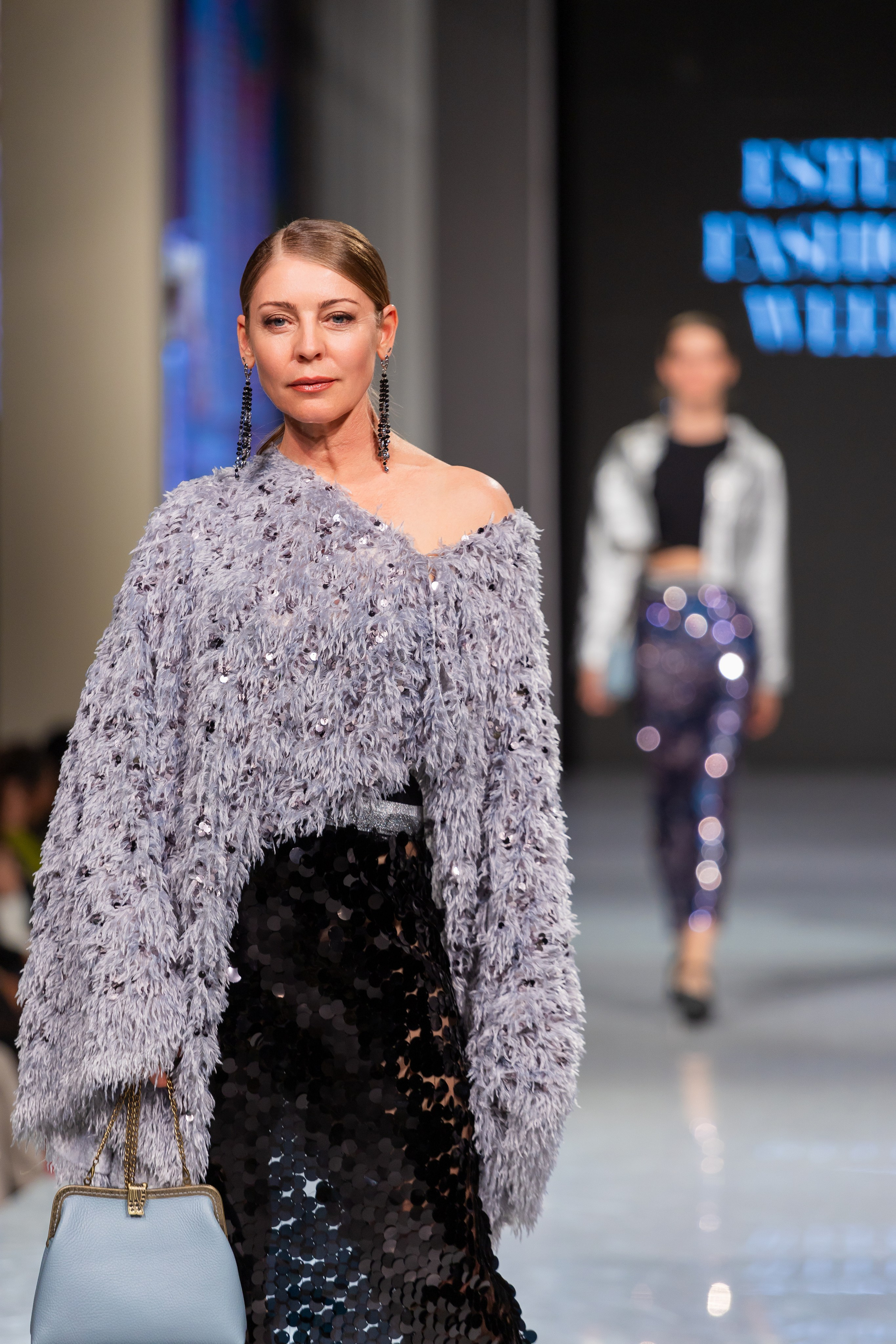 Estet Fashion Week. Photomantis