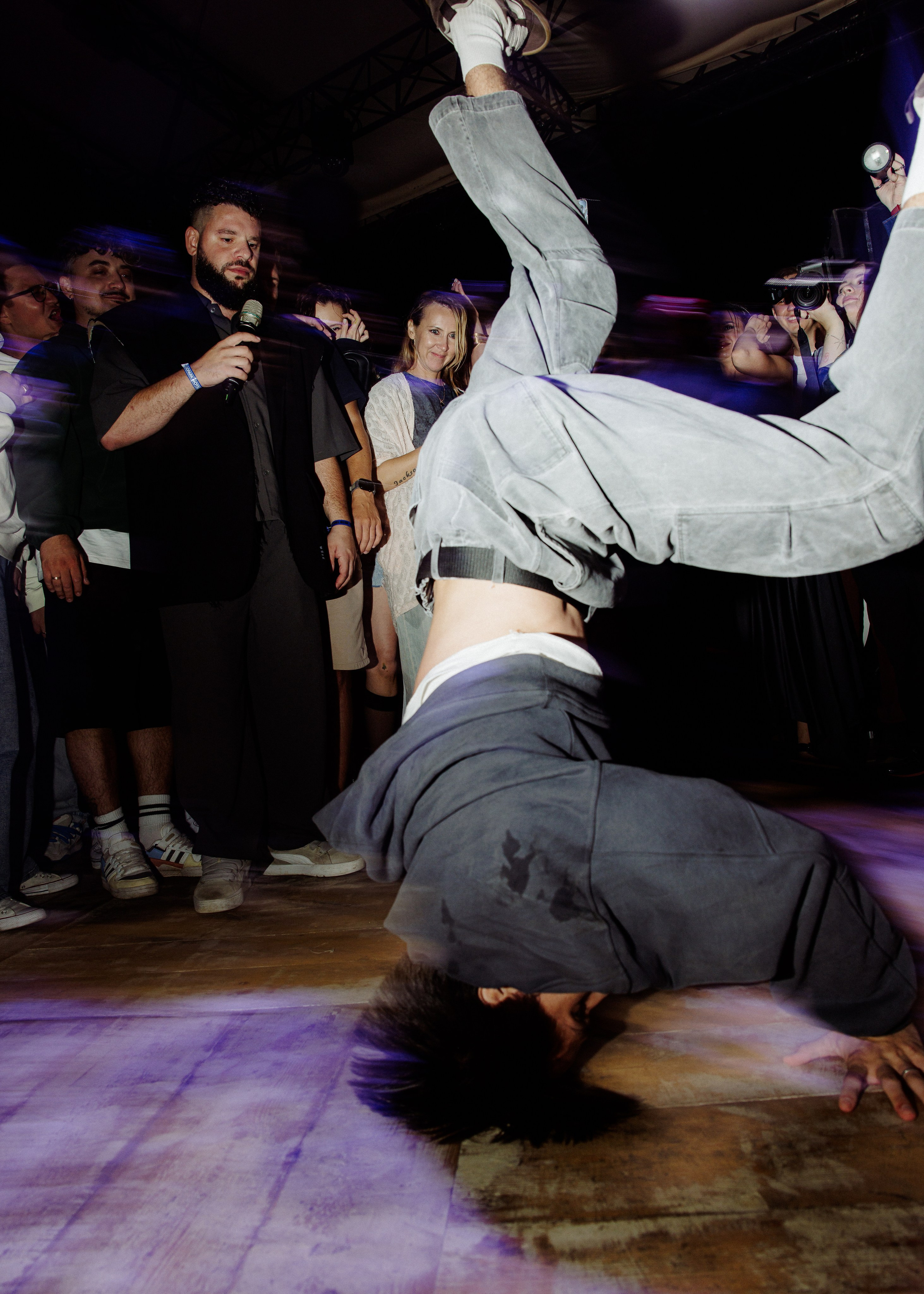 Medium Quality - Корпоратив