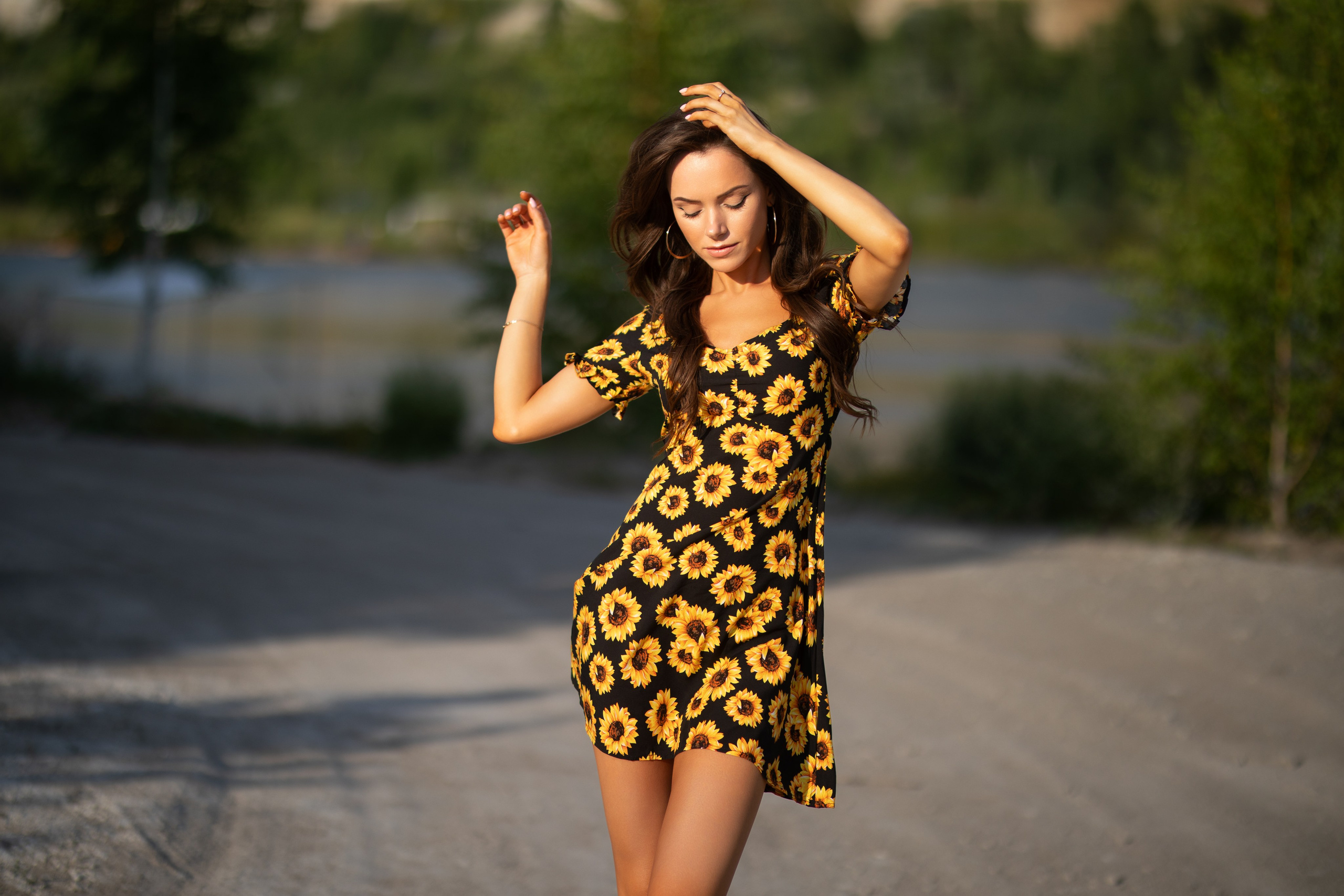 Летняя съемка с Екатериной на природе в парке Белый Колодец в формате для «себя»