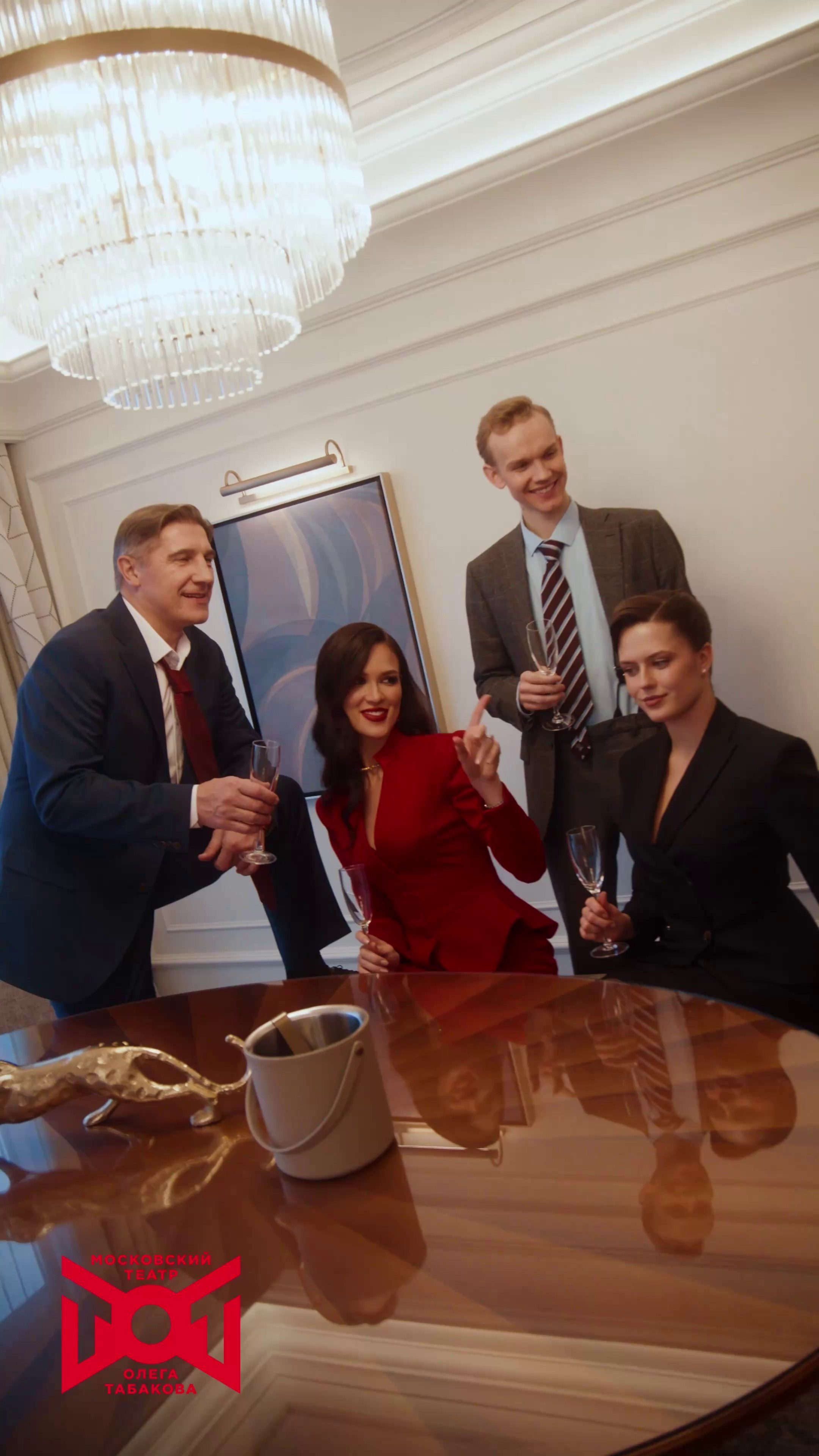 Вертикальные видео. Okunev Оператор-постановщик. Москва