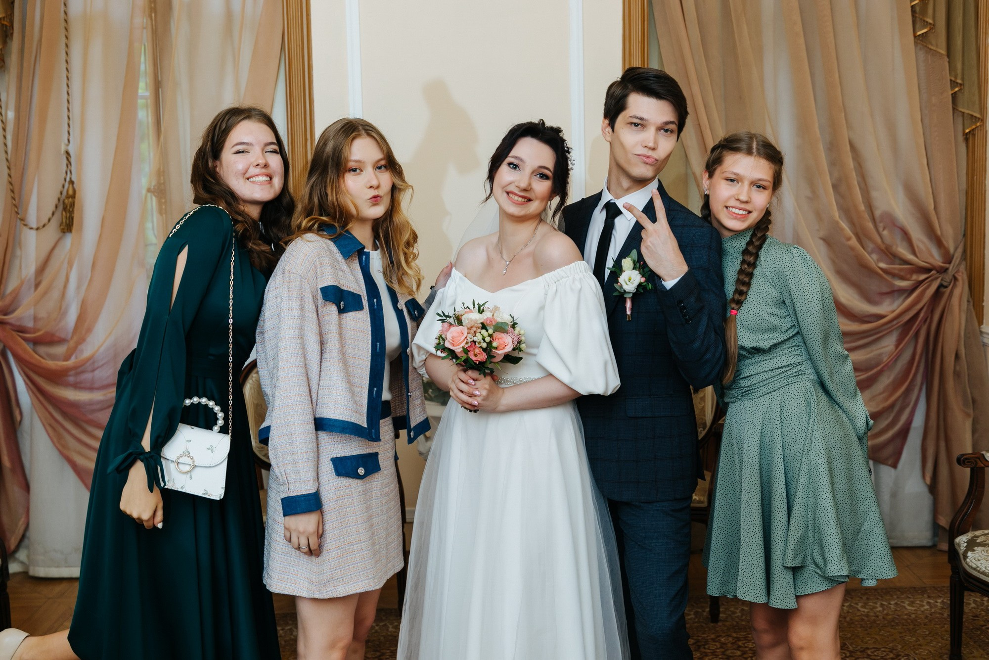 Свадебная регистрация, ЗАГС Петроградского р-на. Фотограф крещение венчание в Петербурге! Помогает подобрать храм и посоветовал душевного батюшку в СПб